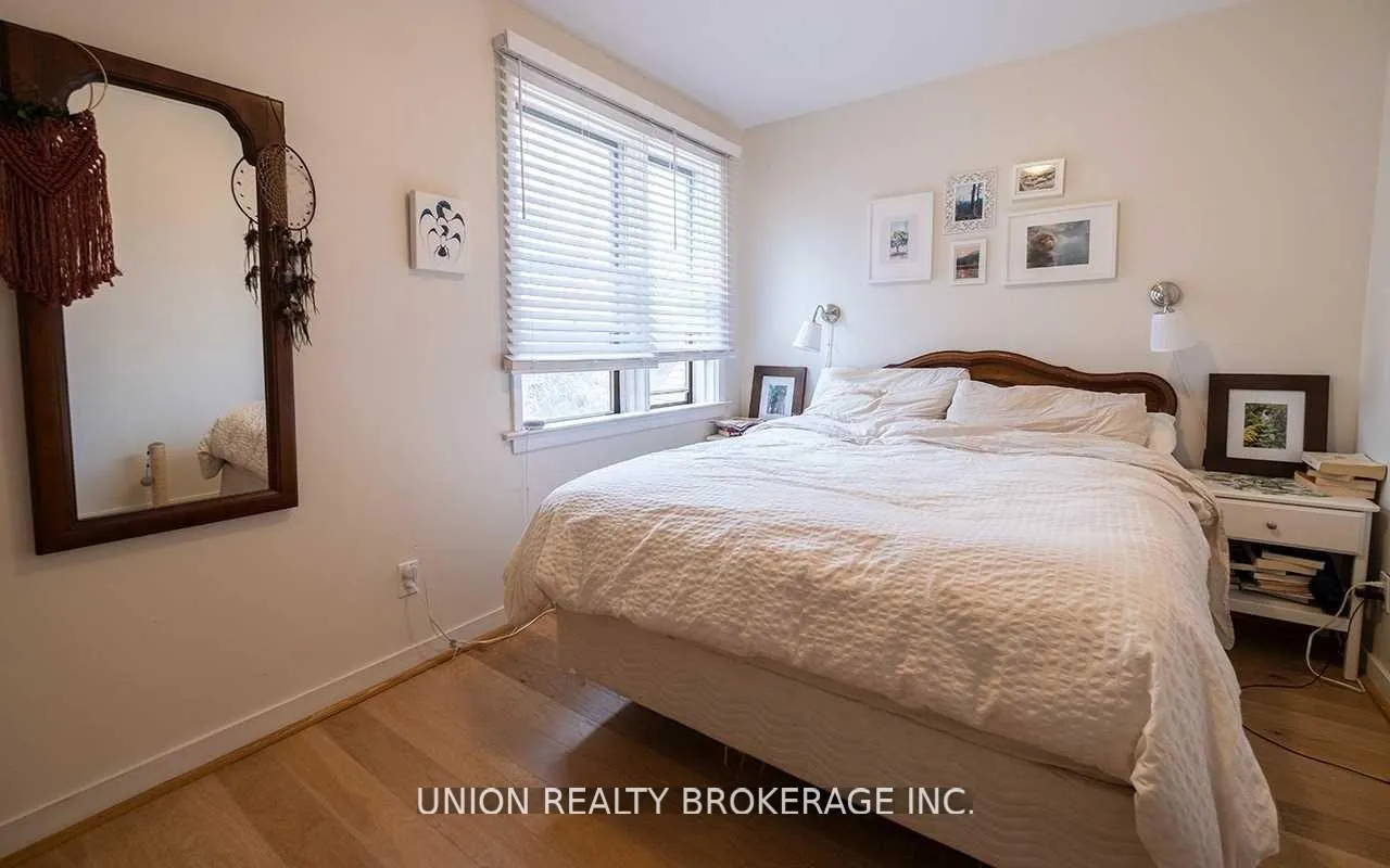 Photo 7 of Unit Upper, 71 Kenilworth Avenue, Toronto, The Beaches — HOMEH