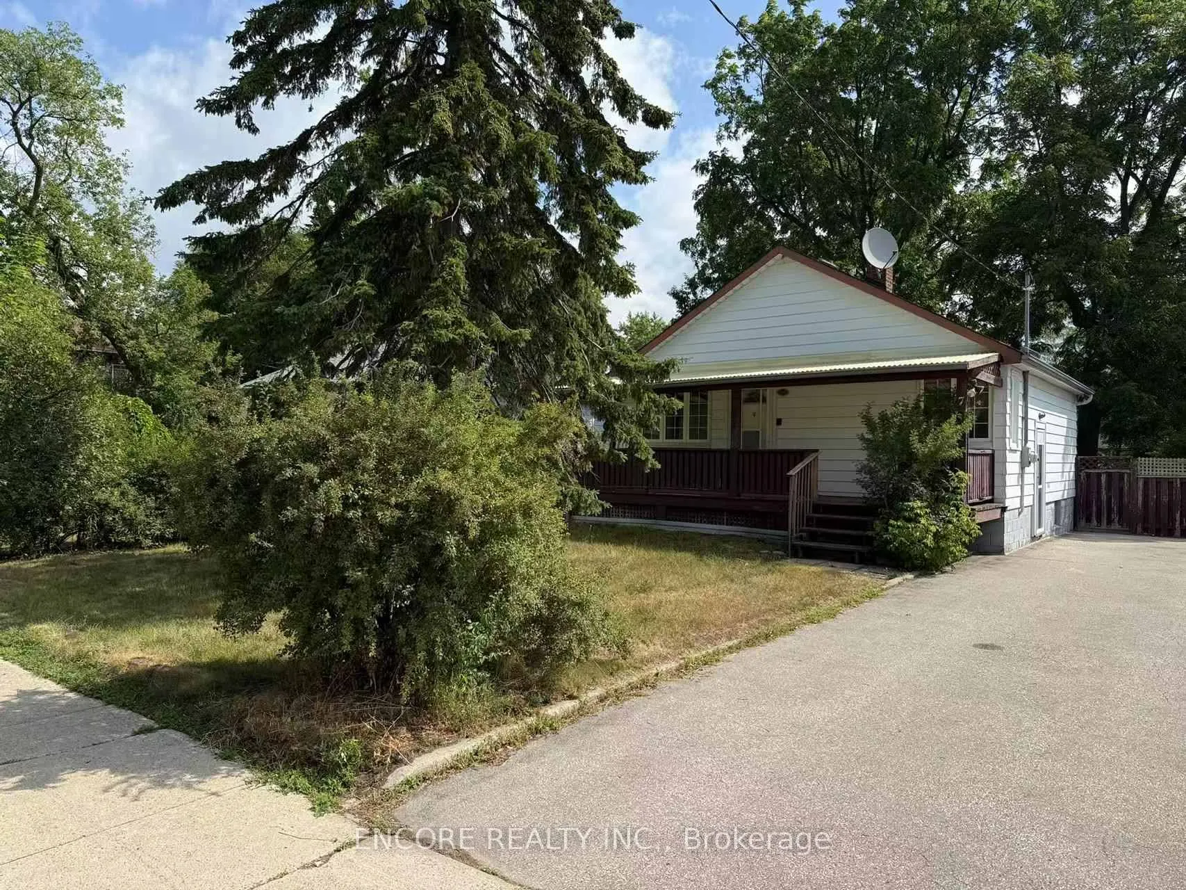 Photo 15 of 7 Weir Crescent, Scarborough, West Hill — HOMEH