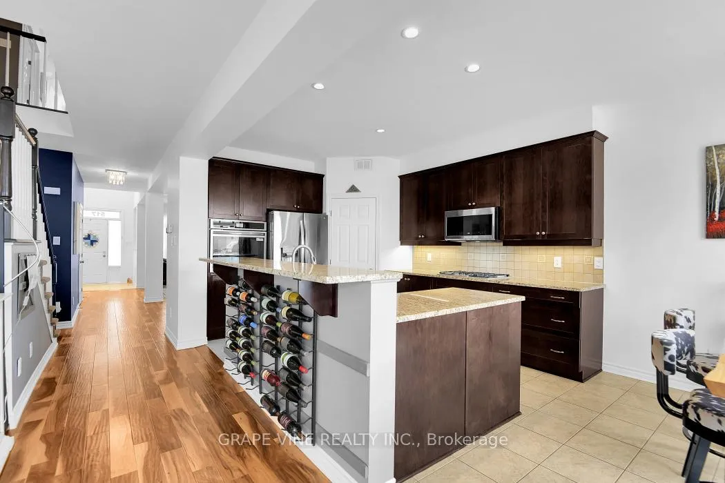 Photo 7 of 517 Overland Drive, Ottawa, Stittsville (North) — HOMEH