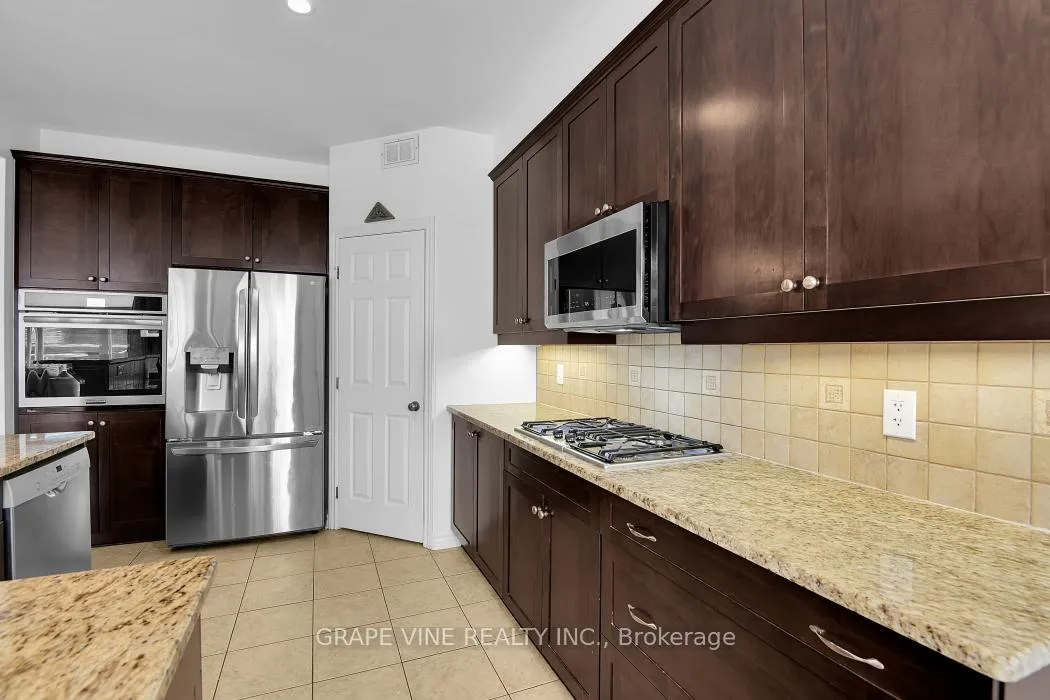 Photo 8 of 517 Overland Drive, Ottawa, Stittsville (North) — HOMEH