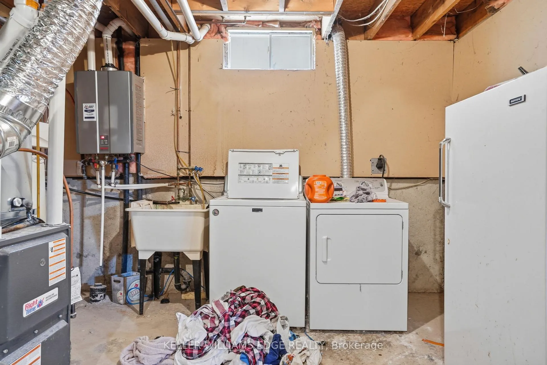 Photo 5 of 41 Kennard Street, Hamilton, Stoney Creek Mountain — HOMEH