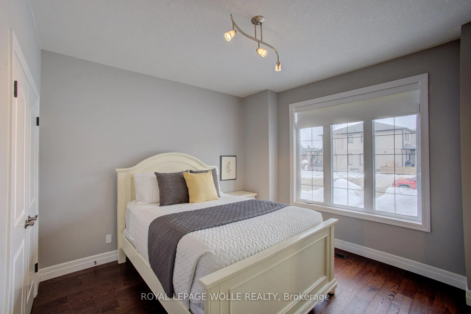 Photo 25 of 5 Jack koehler Lane W, Wellesley — HOMEH