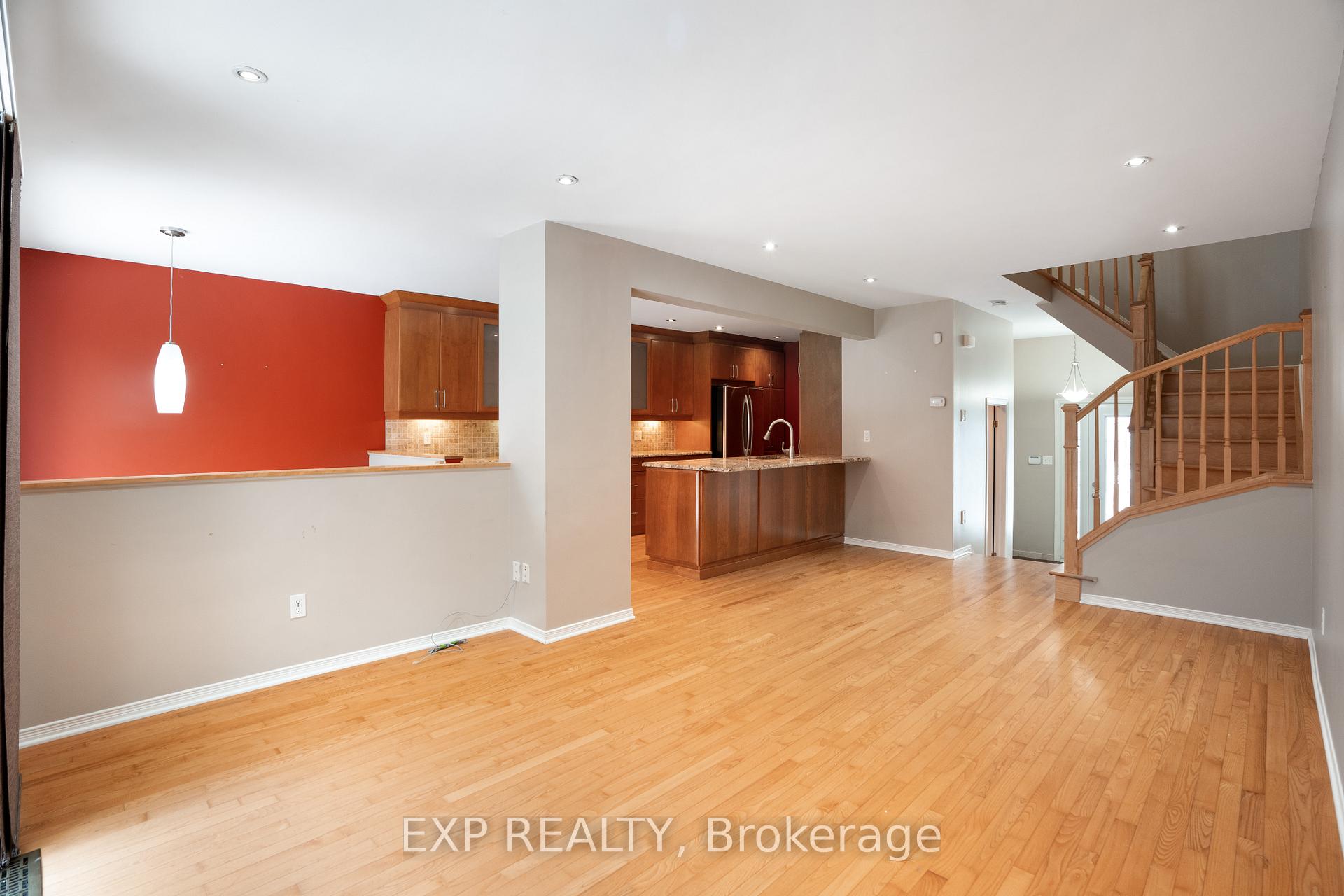 Photo 9 of 3448 Southgate Road, Ottawa, South Keys — HOMEH