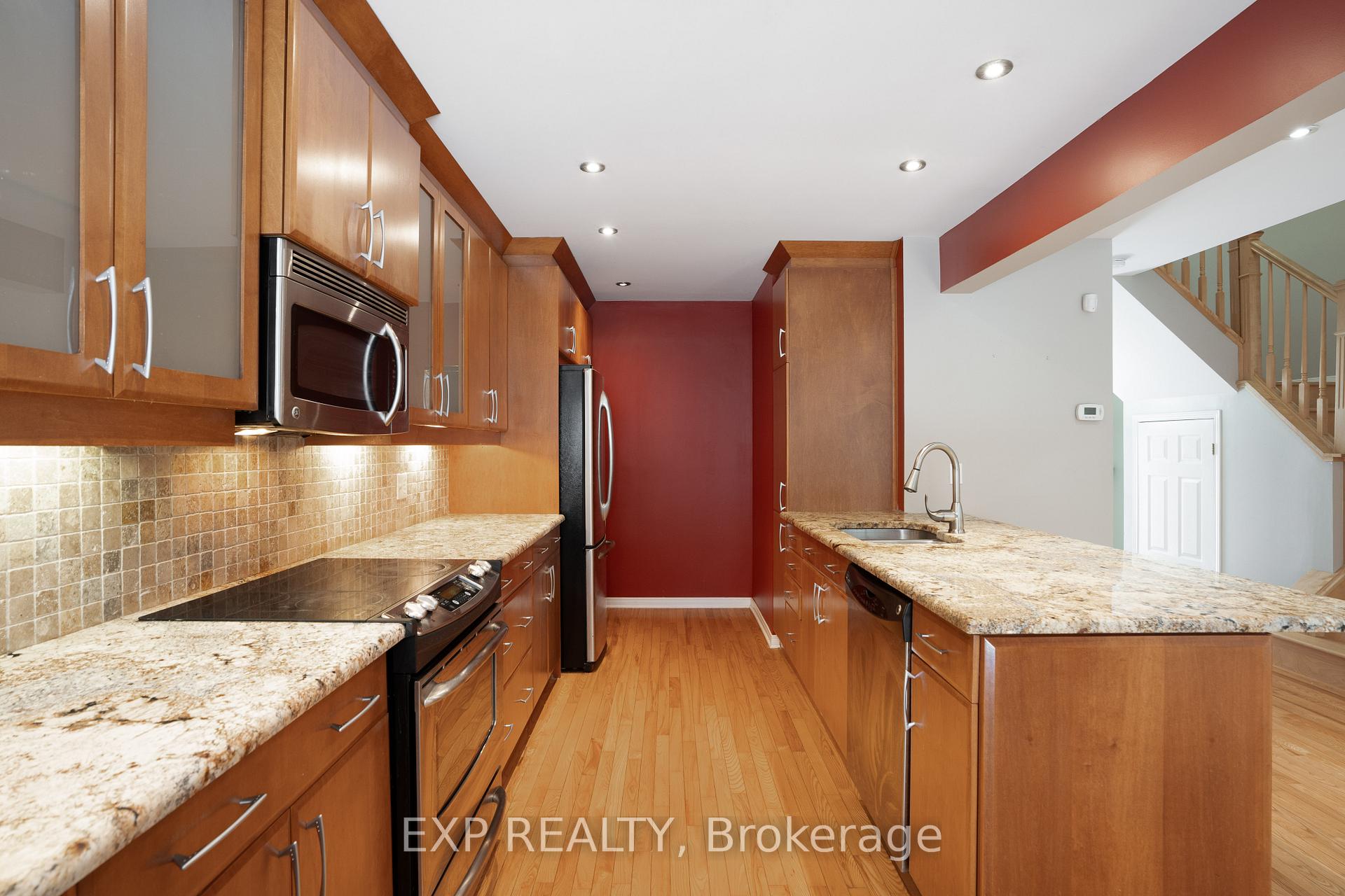 Photo 14 of 3448 Southgate Road, Ottawa, South Keys — HOMEH