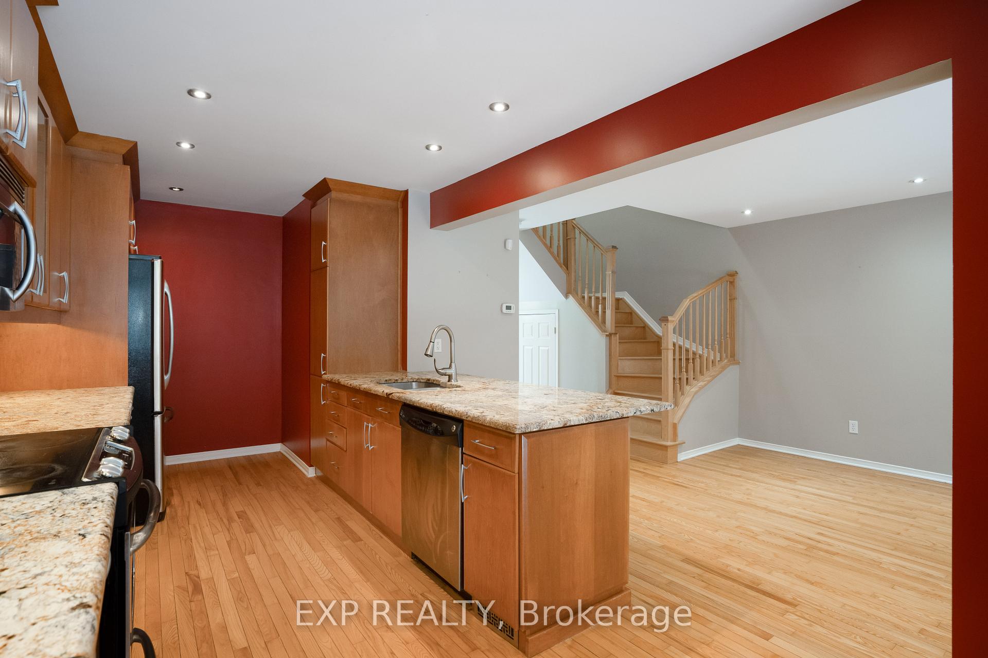 Photo 15 of 3448 Southgate Road, Ottawa, South Keys — HOMEH