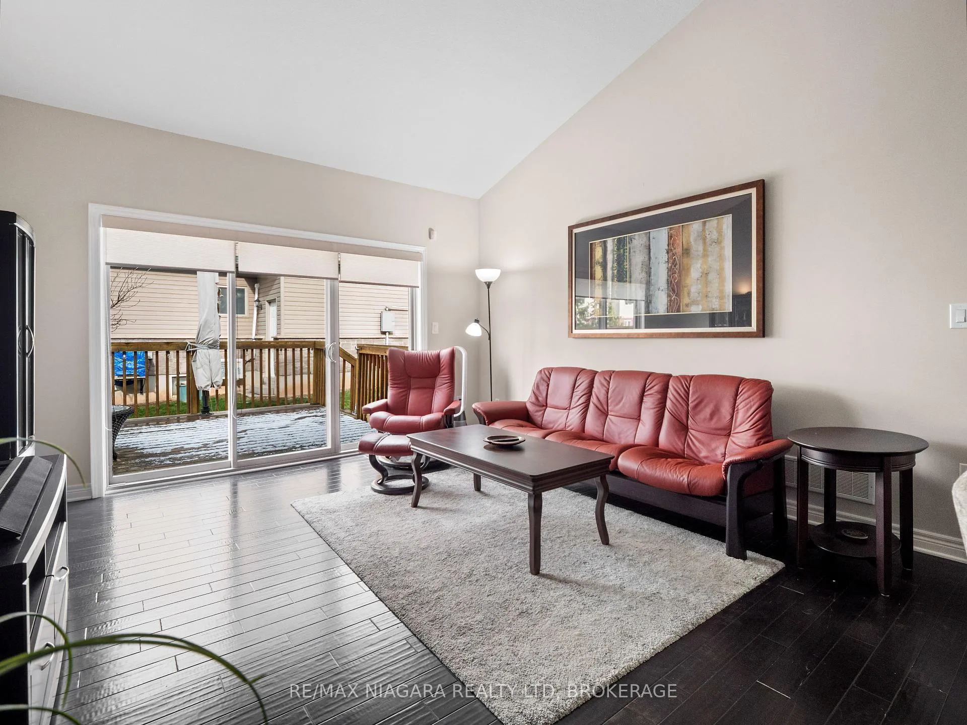 Photo 15 of Unit 4, 9440 Eagle Ridge Drive, Niagara Falls, Forestview — HOMEH