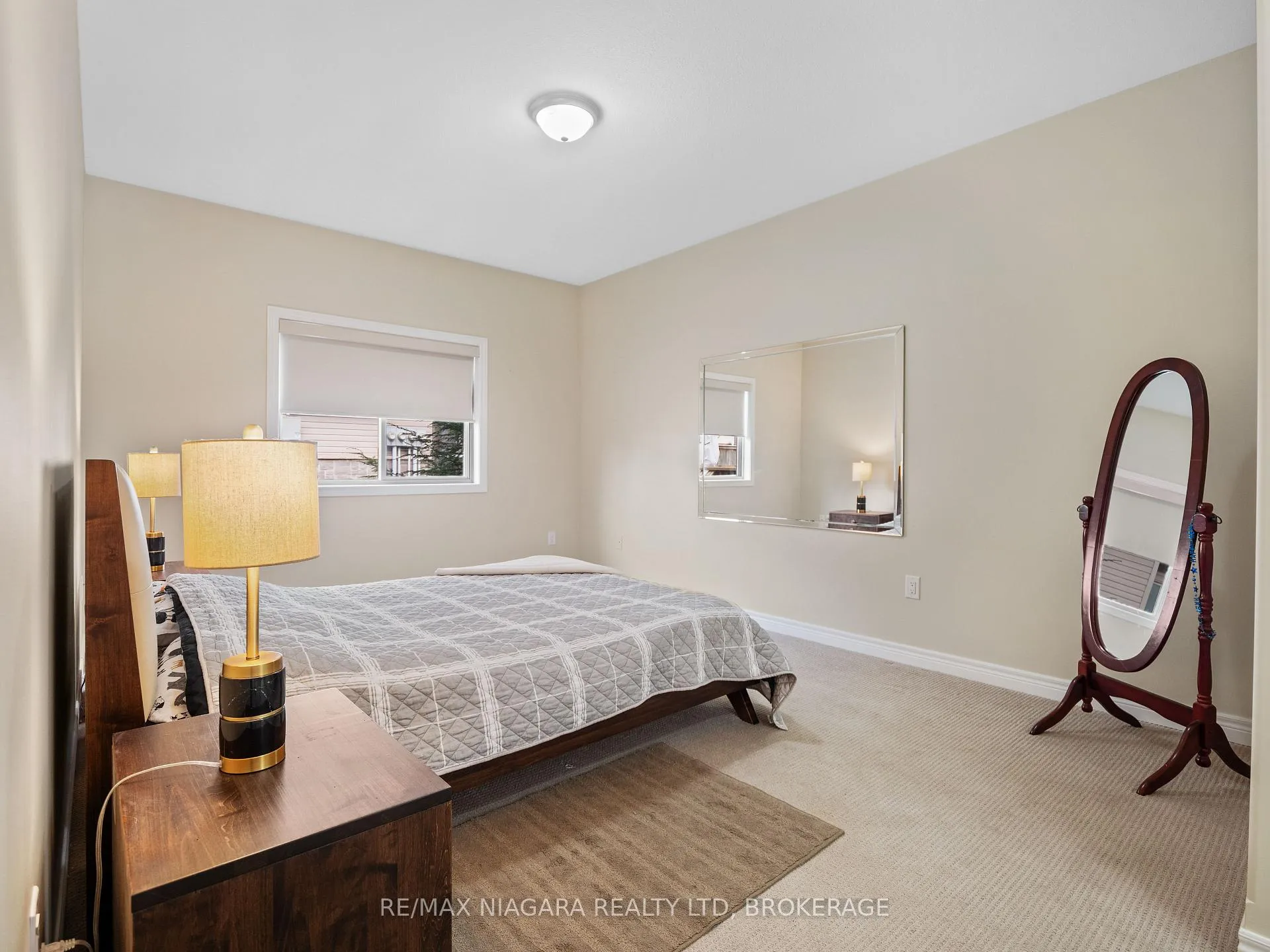 Photo 17 of Unit 4, 9440 Eagle Ridge Drive, Niagara Falls, Forestview — HOMEH