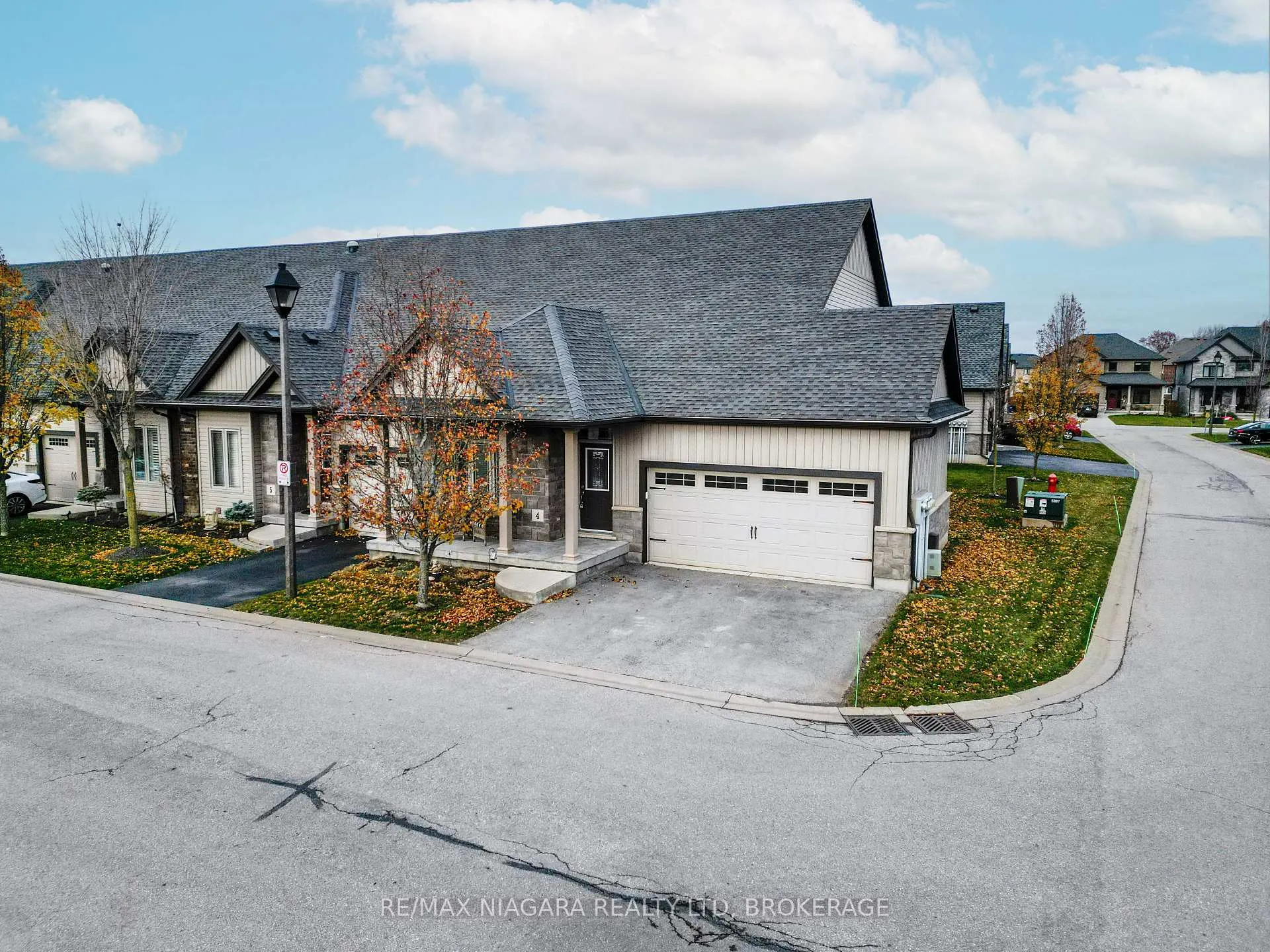 Photo 40 of Unit 4, 9440 Eagle Ridge Drive, Niagara Falls, Forestview — HOMEH