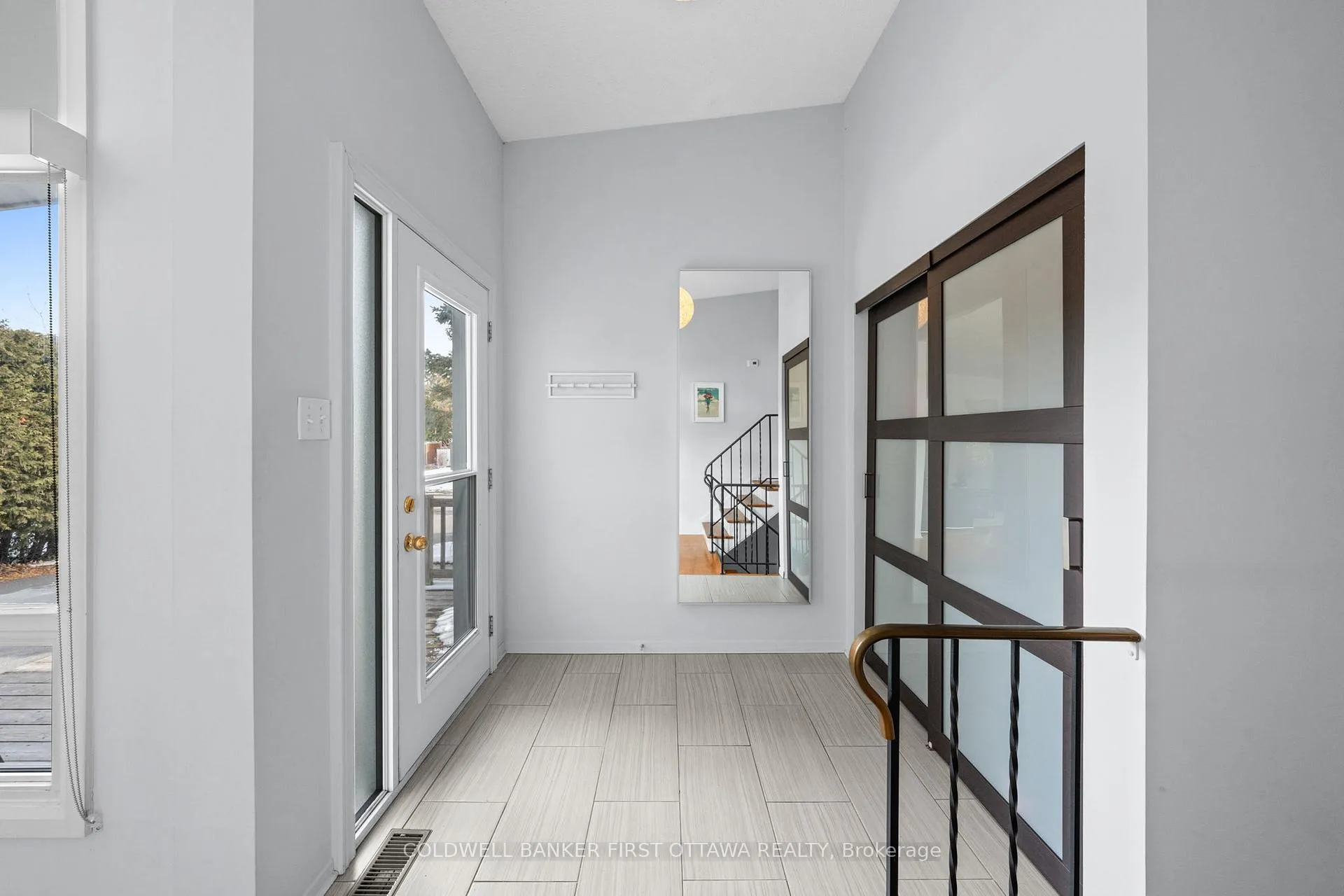 Photo 5 of 4 Alderbrook Drive, Ottawa, Sheahan Estates/Trend Village — HOMEH