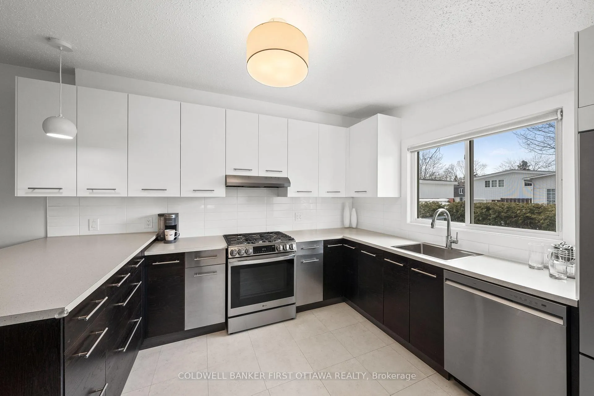 Photo 14 of 4 Alderbrook Drive, Ottawa, Sheahan Estates/Trend Village — HOMEH