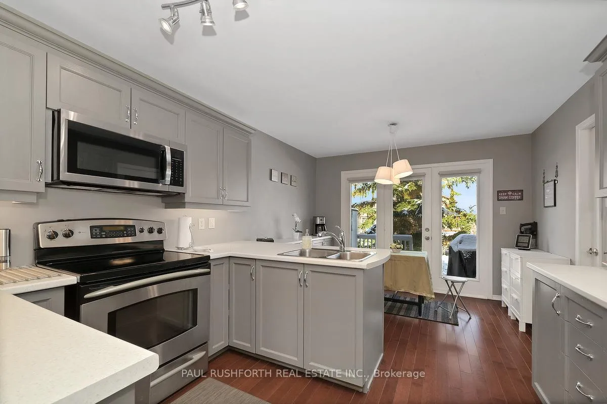 Photo 13 of 38 Windeyer Crescent, Ottawa, Kanata - Kanata Lakes/Heritage Hills — HOMEH