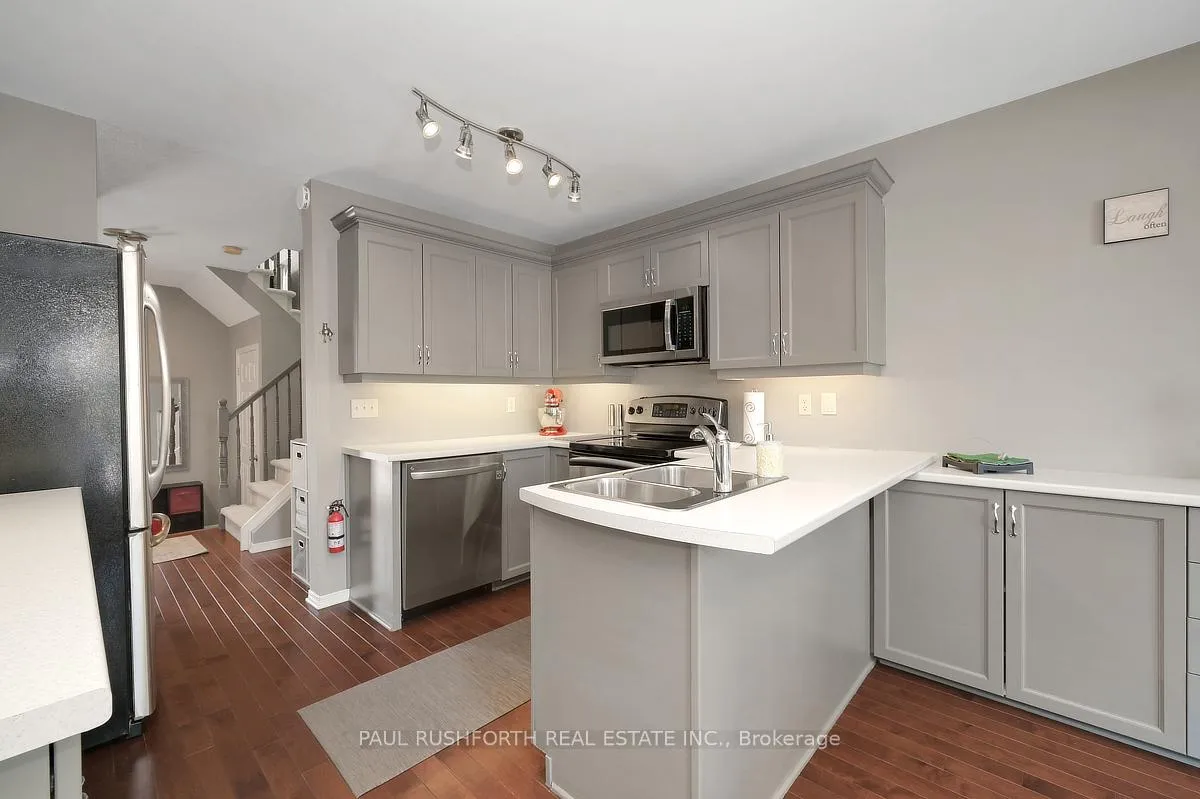 Photo 14 of 38 Windeyer Crescent, Ottawa, Kanata - Kanata Lakes/Heritage Hills — HOMEH