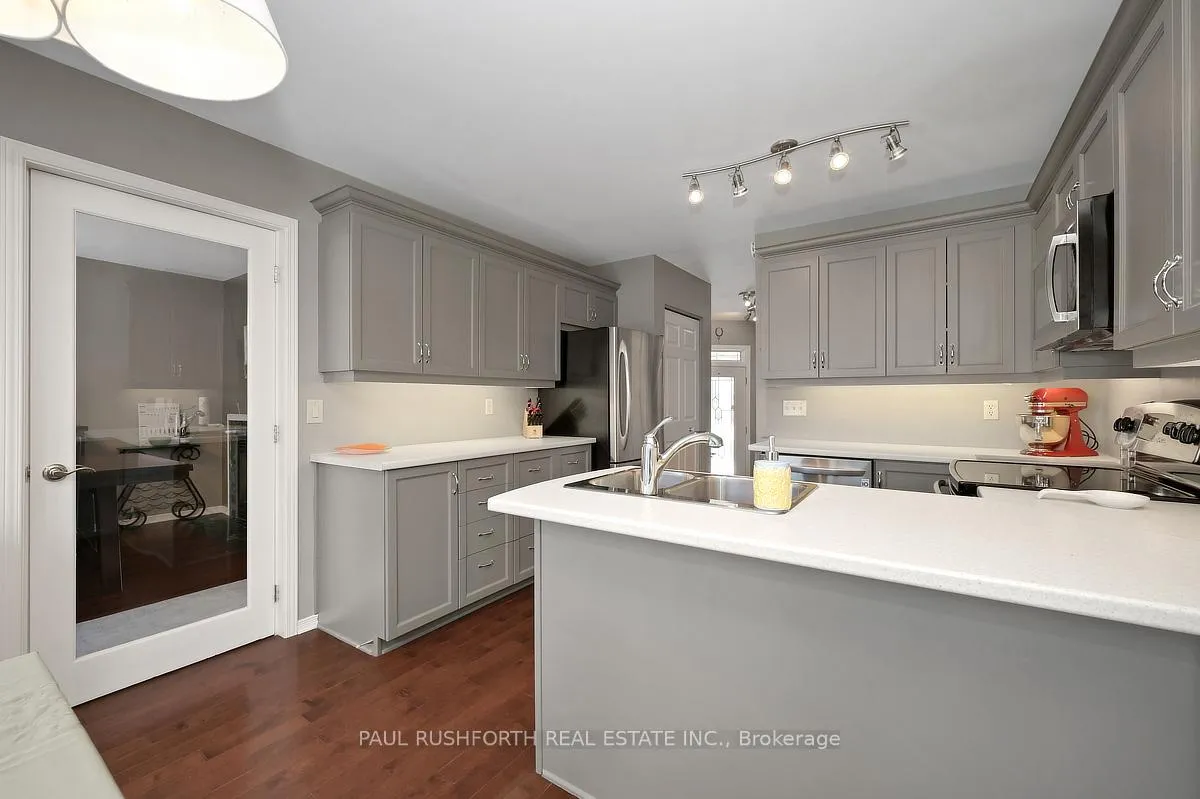Photo 15 of 38 Windeyer Crescent, Ottawa, Kanata - Kanata Lakes/Heritage Hills — HOMEH