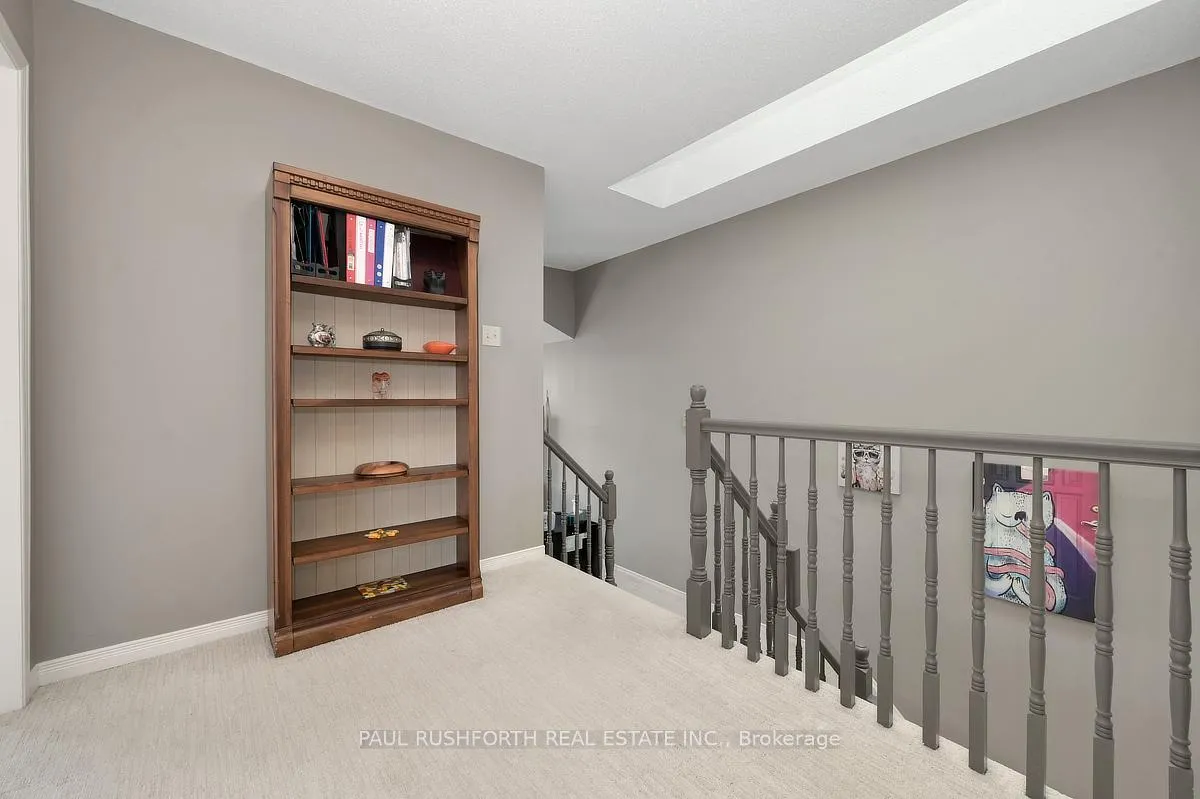 Photo 24 of 38 Windeyer Crescent, Ottawa, Kanata - Kanata Lakes/Heritage Hills — HOMEH