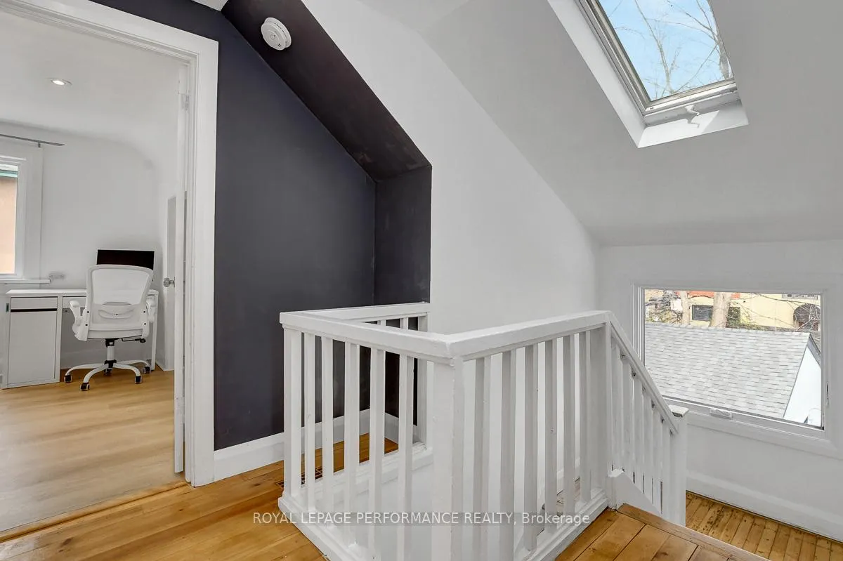 Photo 23 of 45 Queen Mary Street, Ottawa, Overbrook — HOMEH