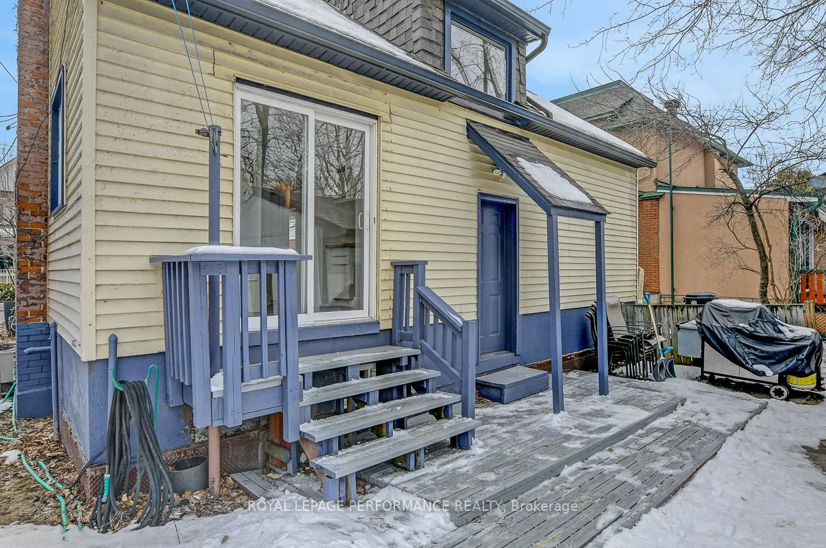 Photo 37 of 45 Queen Mary Street, Ottawa, Overbrook — HOMEH