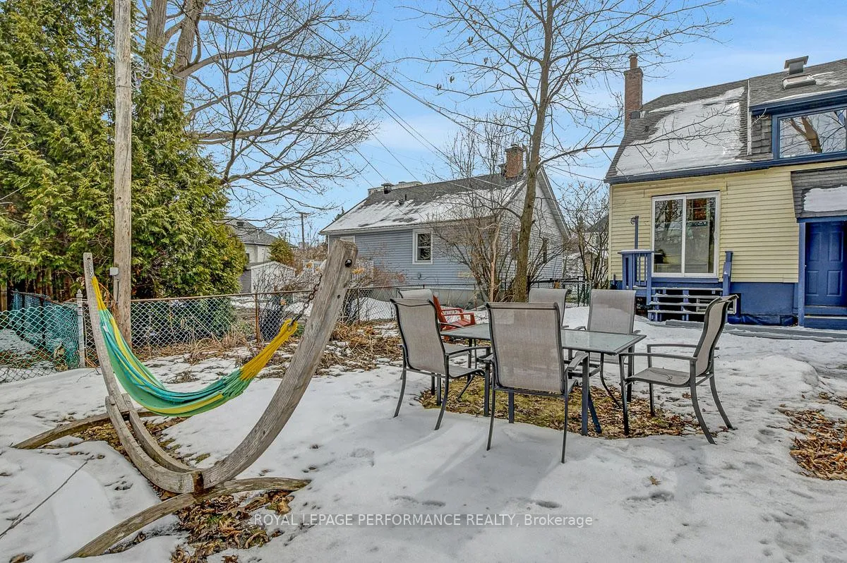 Photo 38 of 45 Queen Mary Street, Ottawa, Overbrook — HOMEH