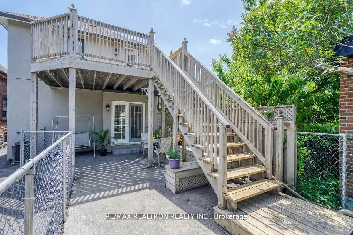 Photo 36 of 44 Jesmond Avenue N, Toronto, Oakwood Village — HOMEH