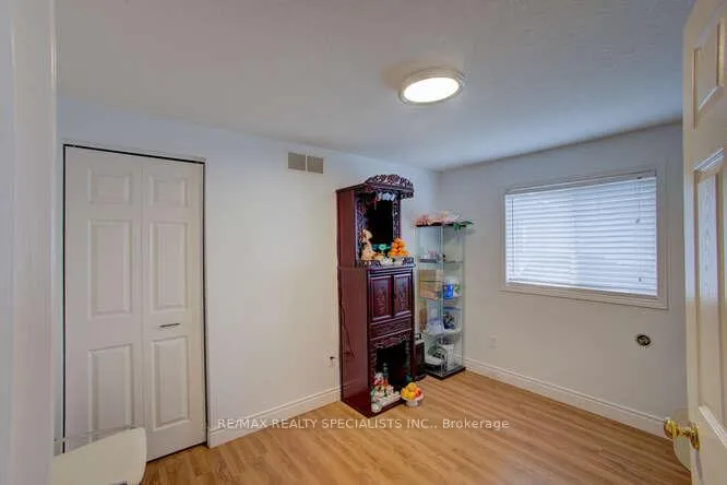 Photo 23 of 213 Britton Place, Kitchener — HOMEH