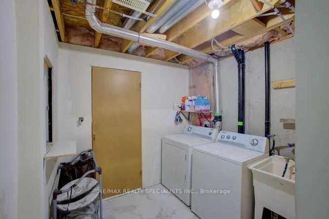 Photo 29 of 213 Britton Place, Kitchener — HOMEH