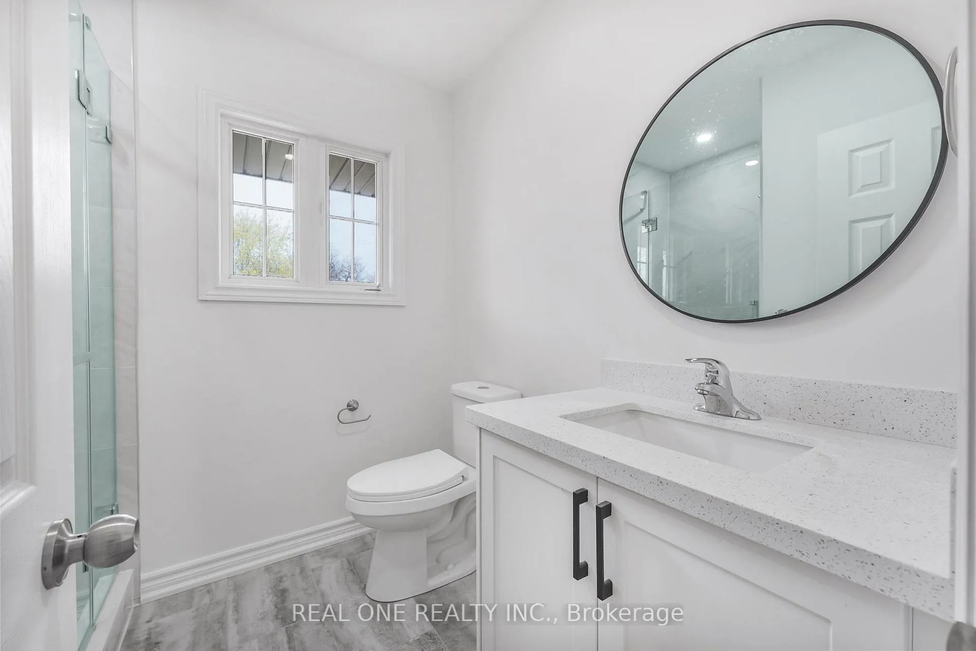 Photo 12 of Unit Upper, 22 Halam Avenue, Hamilton, Burkholme — HOMEH