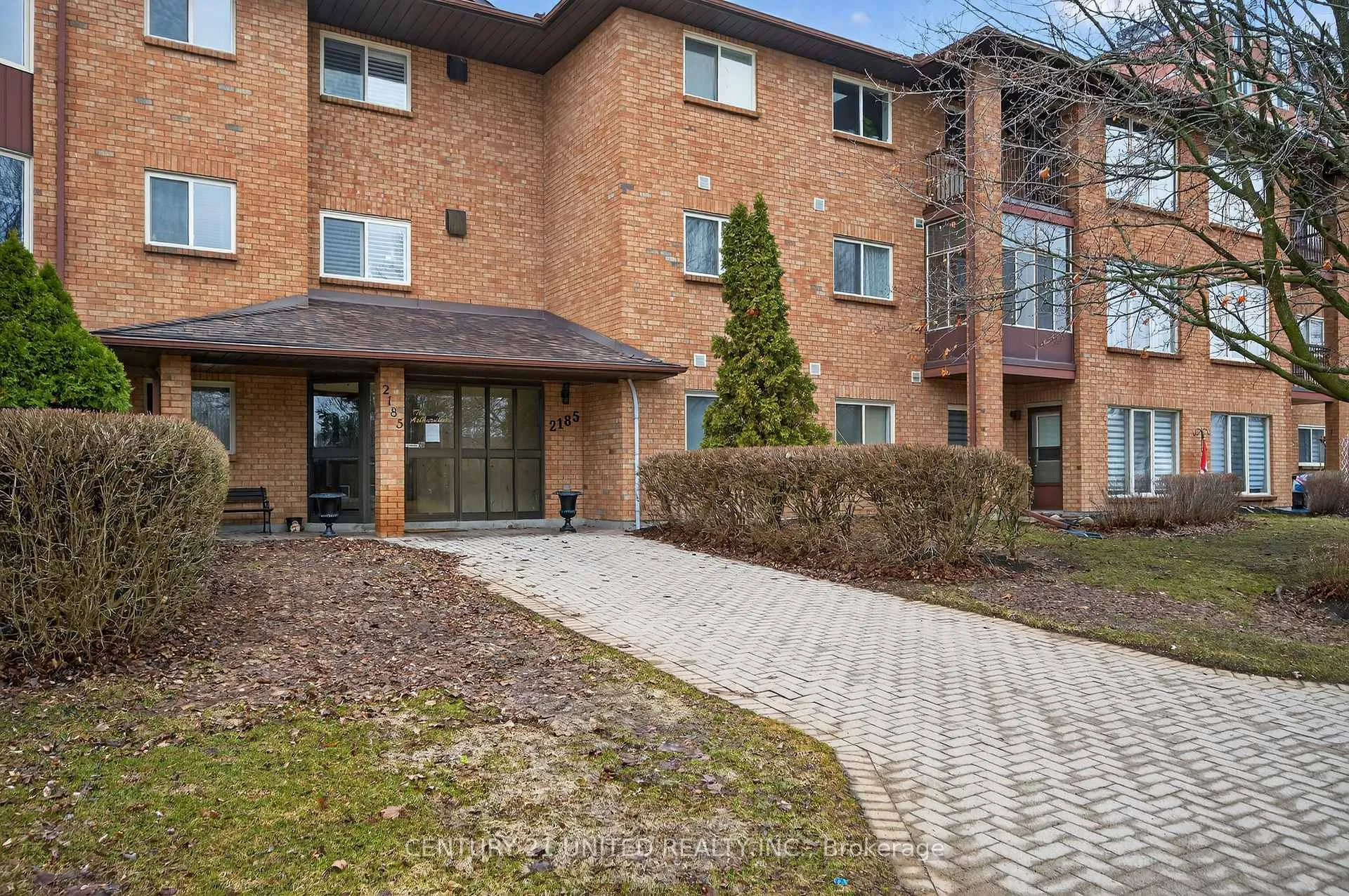 Photo 2 of Unit 206, 2185 Walker Avenue, Peterborough, Ashburnham Ward 4 — HOMEH