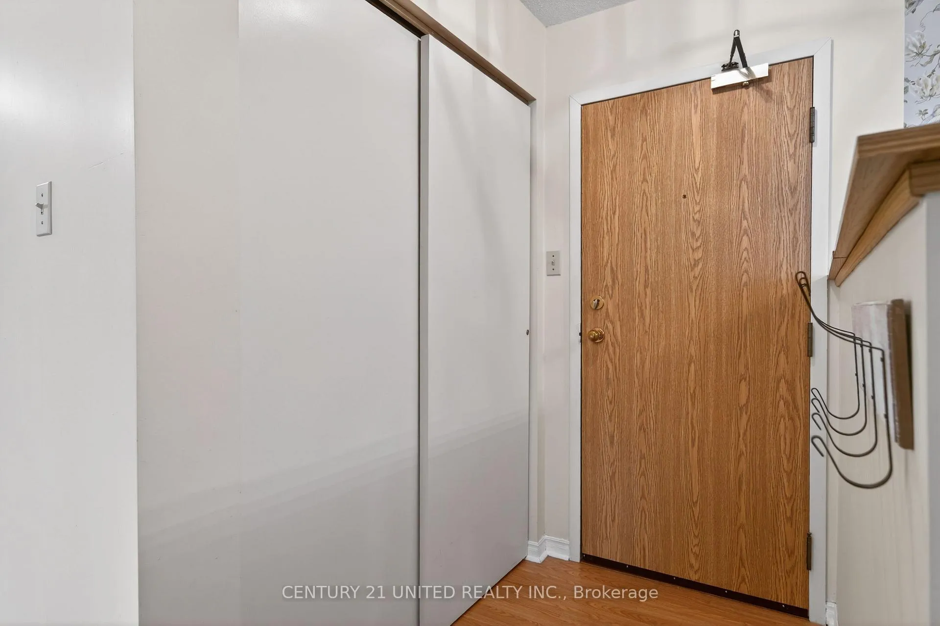 Photo 8 of Unit 206, 2185 Walker Avenue, Peterborough, Ashburnham Ward 4 — HOMEH
