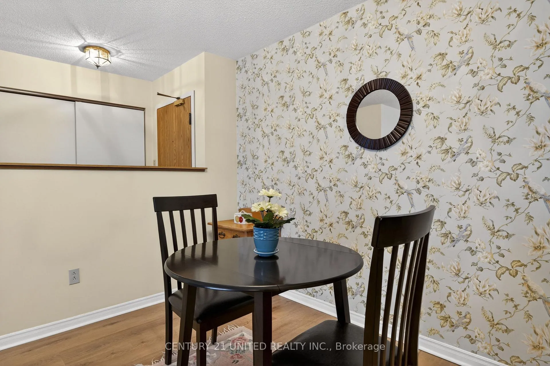 Photo 10 of Unit 206, 2185 Walker Avenue, Peterborough, Ashburnham Ward 4 — HOMEH