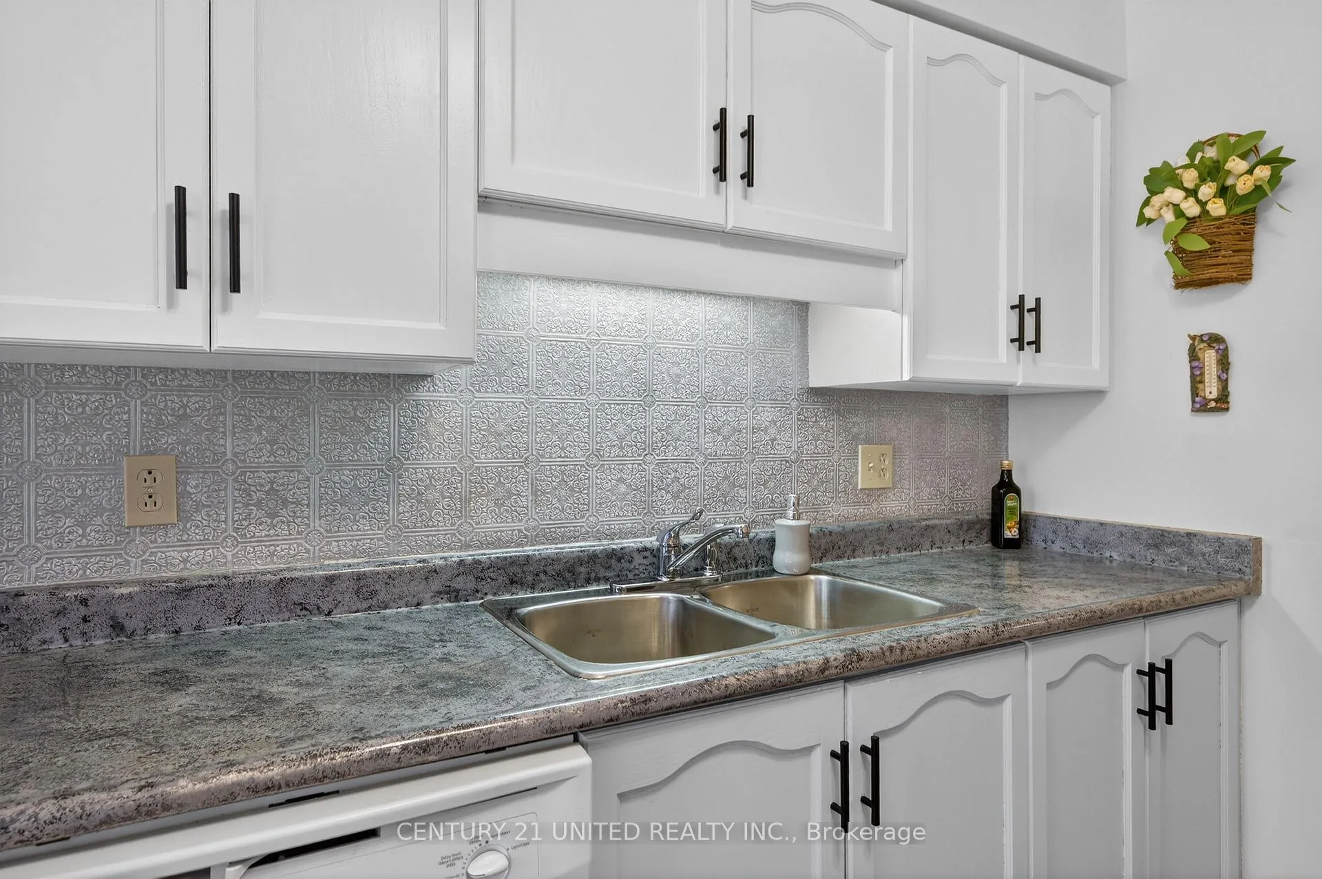 Photo 22 of Unit 206, 2185 Walker Avenue, Peterborough, Ashburnham Ward 4 — HOMEH