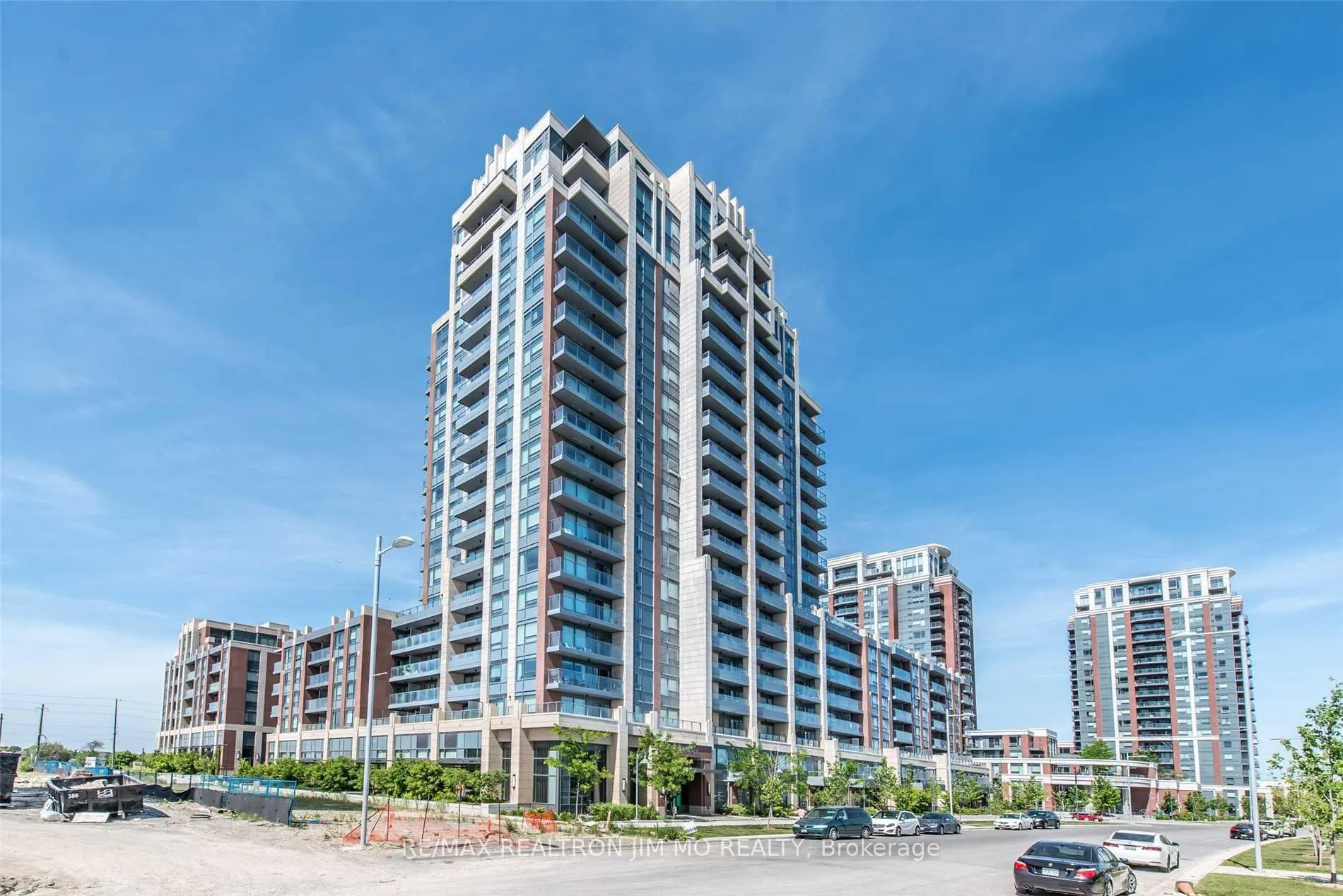 Photo 1 of Unit 1709, 18 Uptown Drive, Markham, Unionville — HOMEH