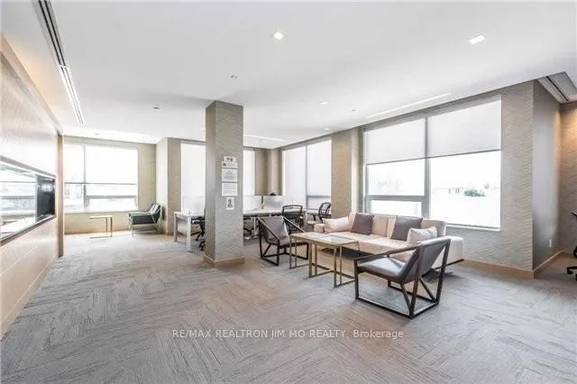 Photo 13 of Unit 1709, 18 Uptown Drive, Markham, Unionville — HOMEH