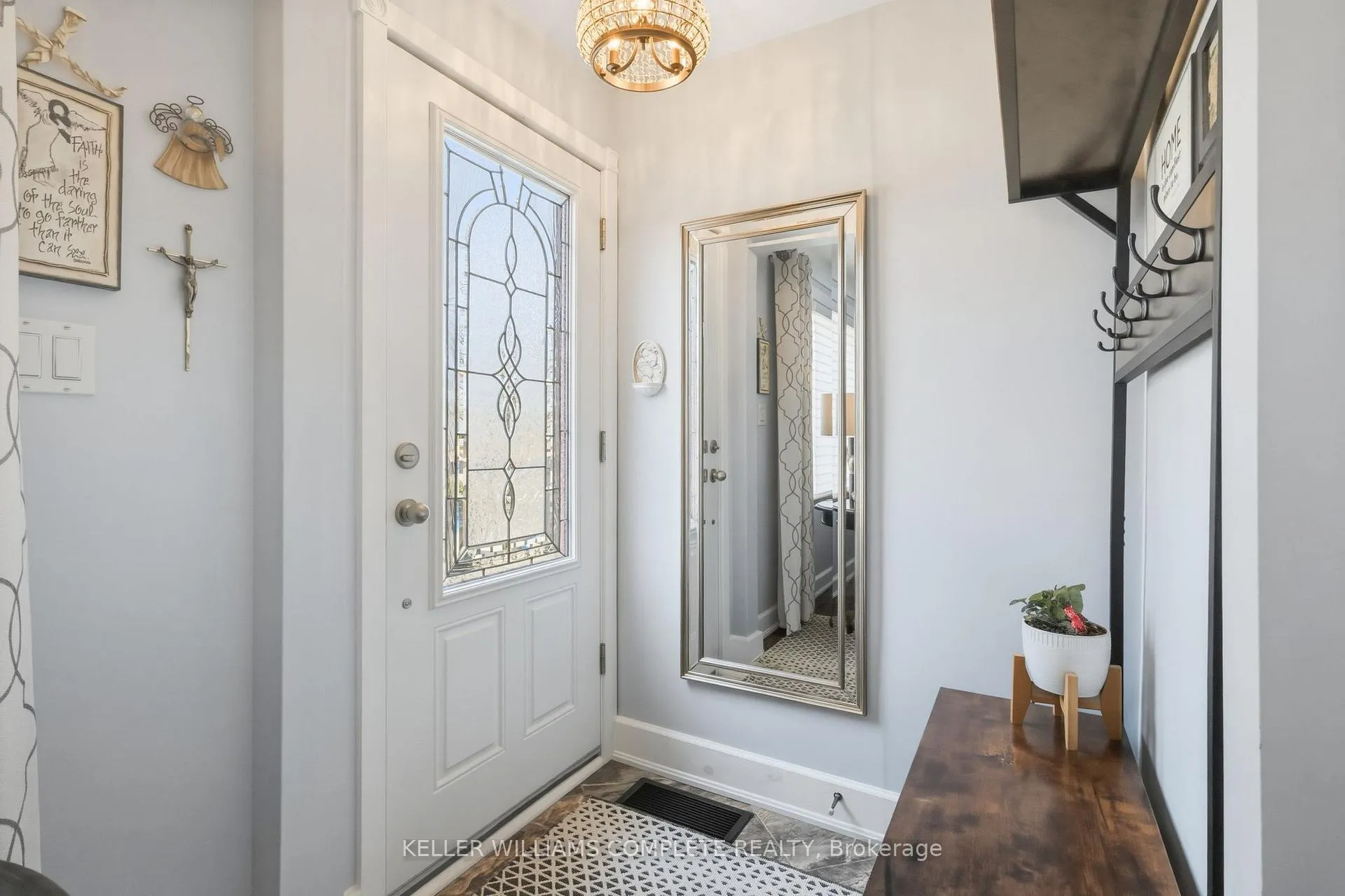 Photo 4 of 299 East 24th Street, Hamilton, Burkholme — HOMEH