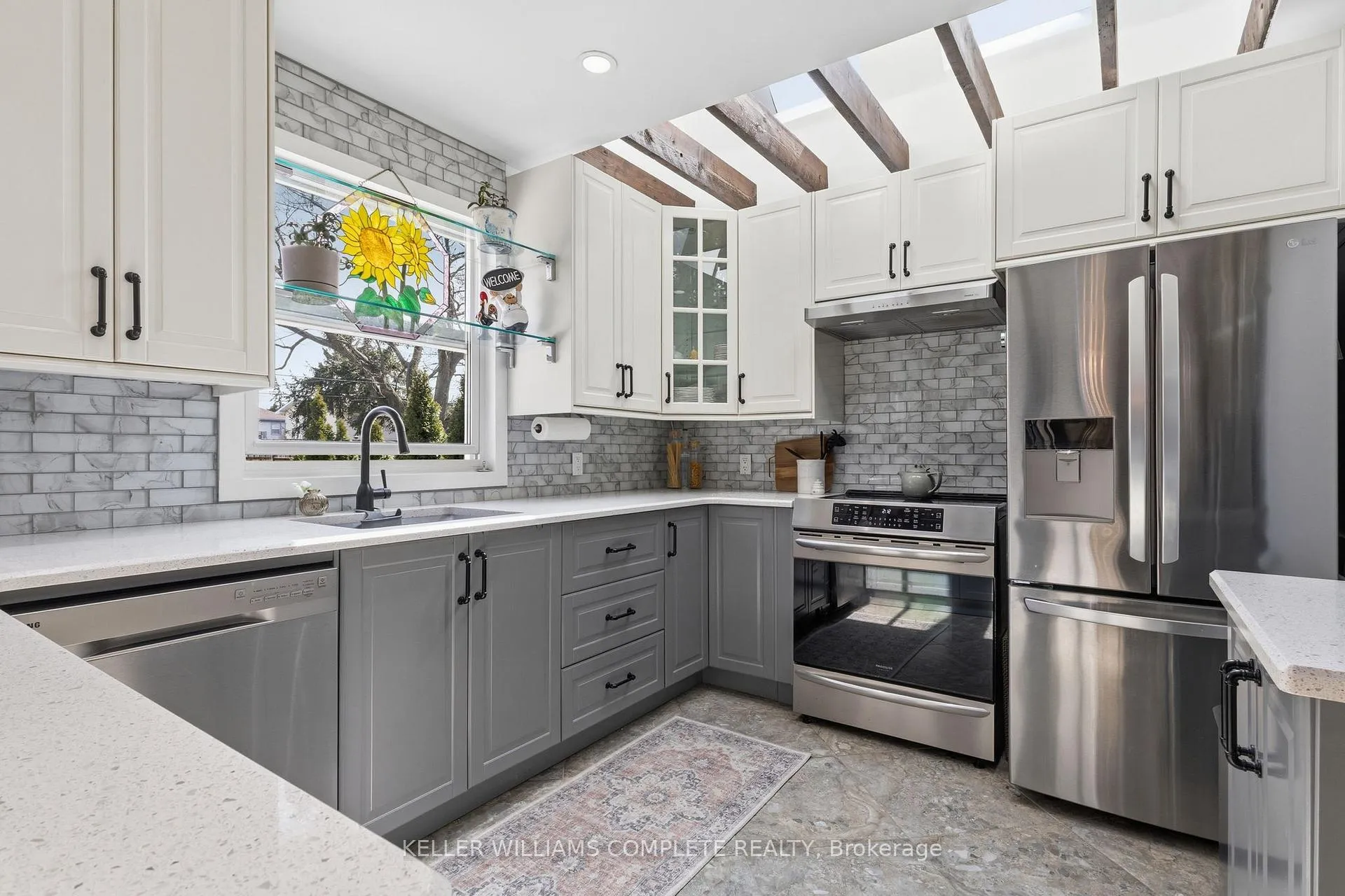 Photo 14 of 299 East 24th Street, Hamilton, Burkholme — HOMEH