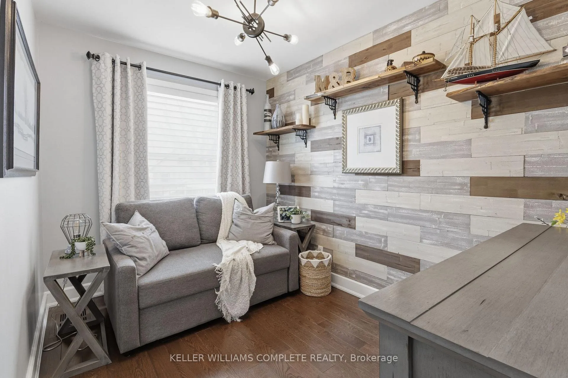 Photo 17 of 299 East 24th Street, Hamilton, Burkholme — HOMEH