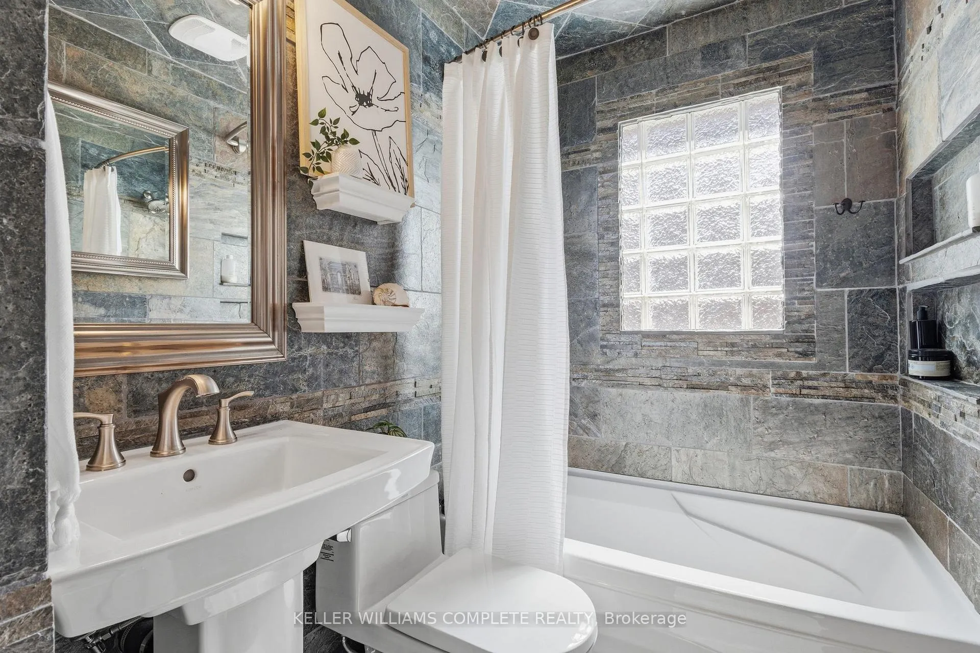 Photo 18 of 299 East 24th Street, Hamilton, Burkholme — HOMEH