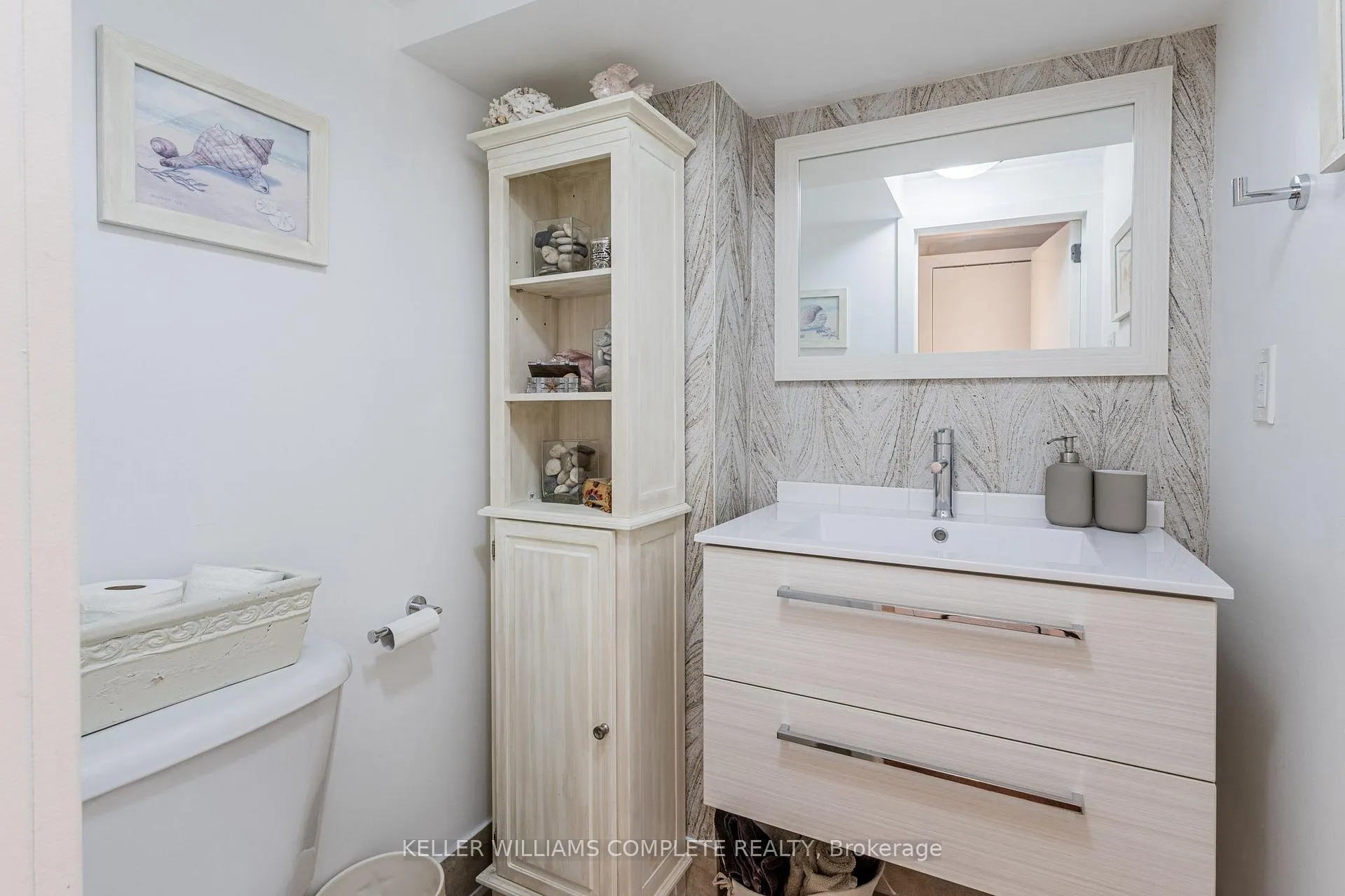 Photo 28 of 299 East 24th Street, Hamilton, Burkholme — HOMEH