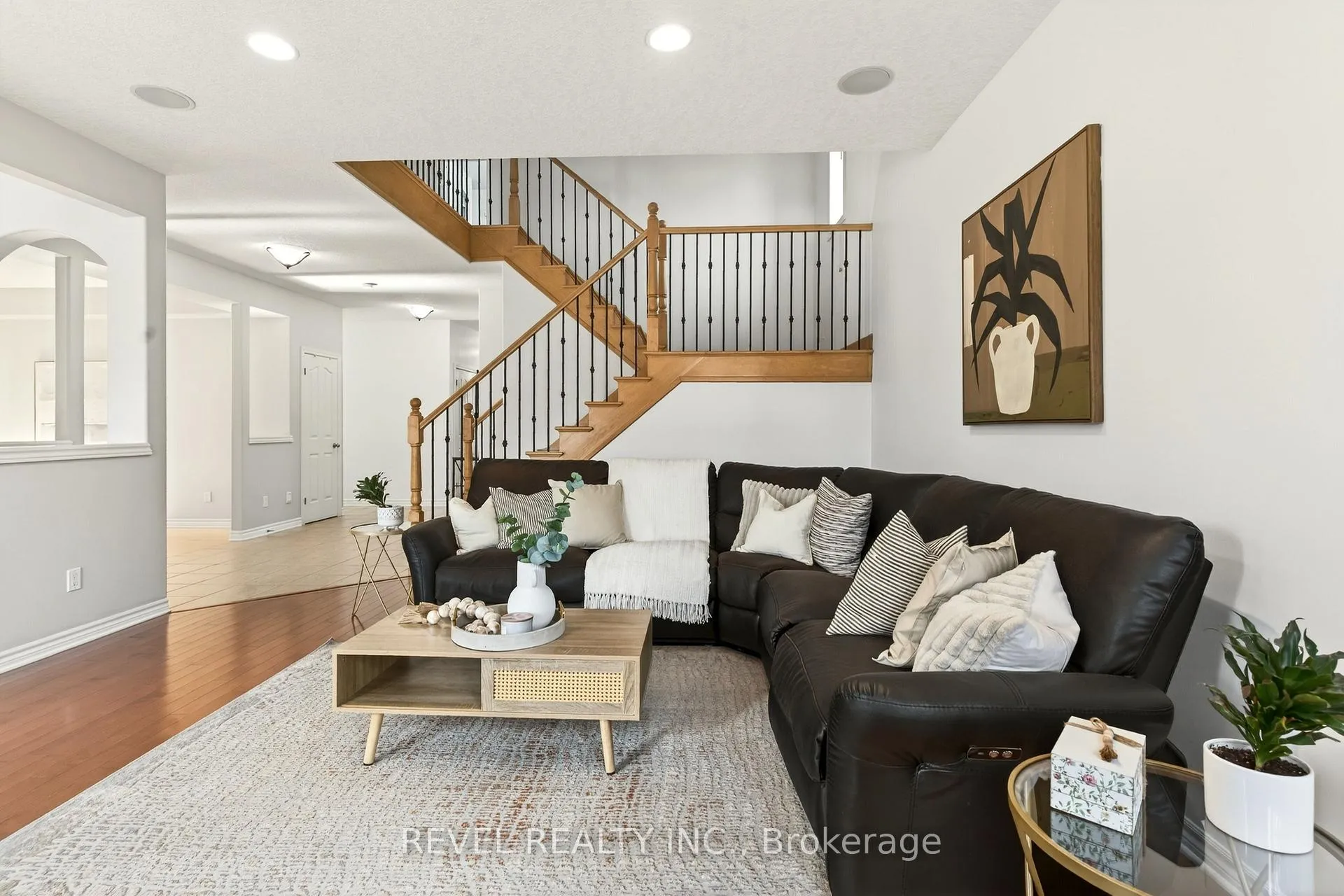 Photo 19 of 3190 Pincombe Drive, London, South W — HOMEH