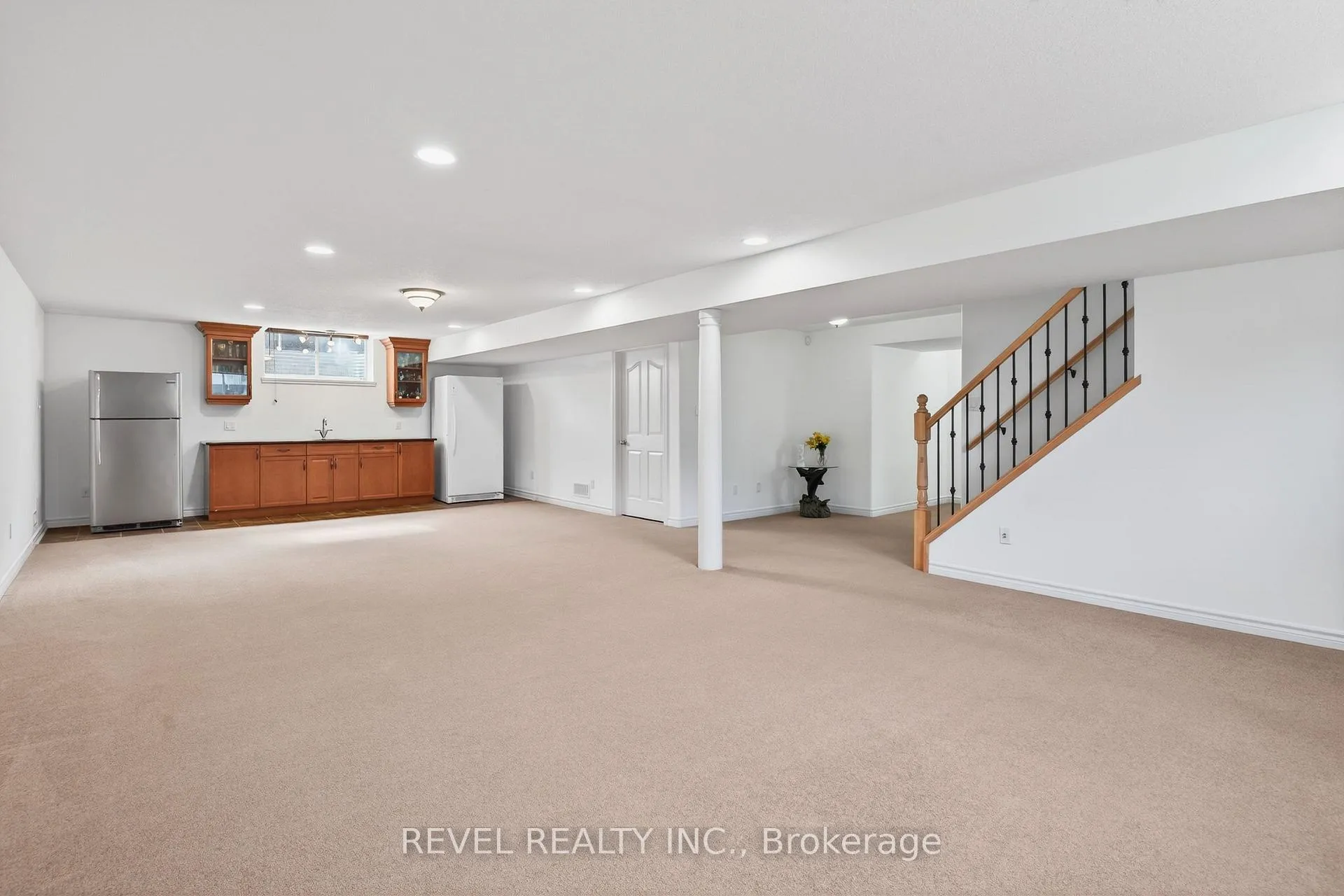 Photo 39 of 3190 Pincombe Drive, London, South W — HOMEH