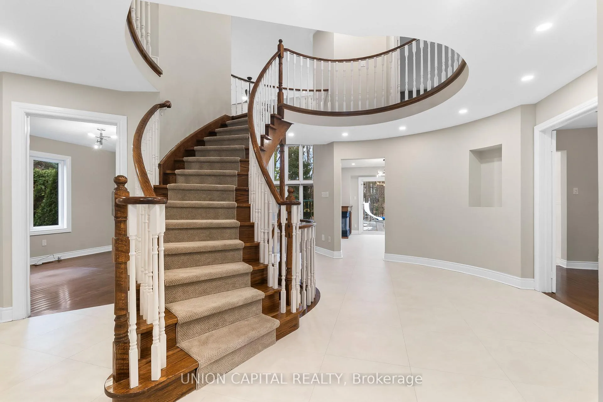 Photo 6 of 86 Charing Crescent, Aurora, Aurora Highlands — HOMEH