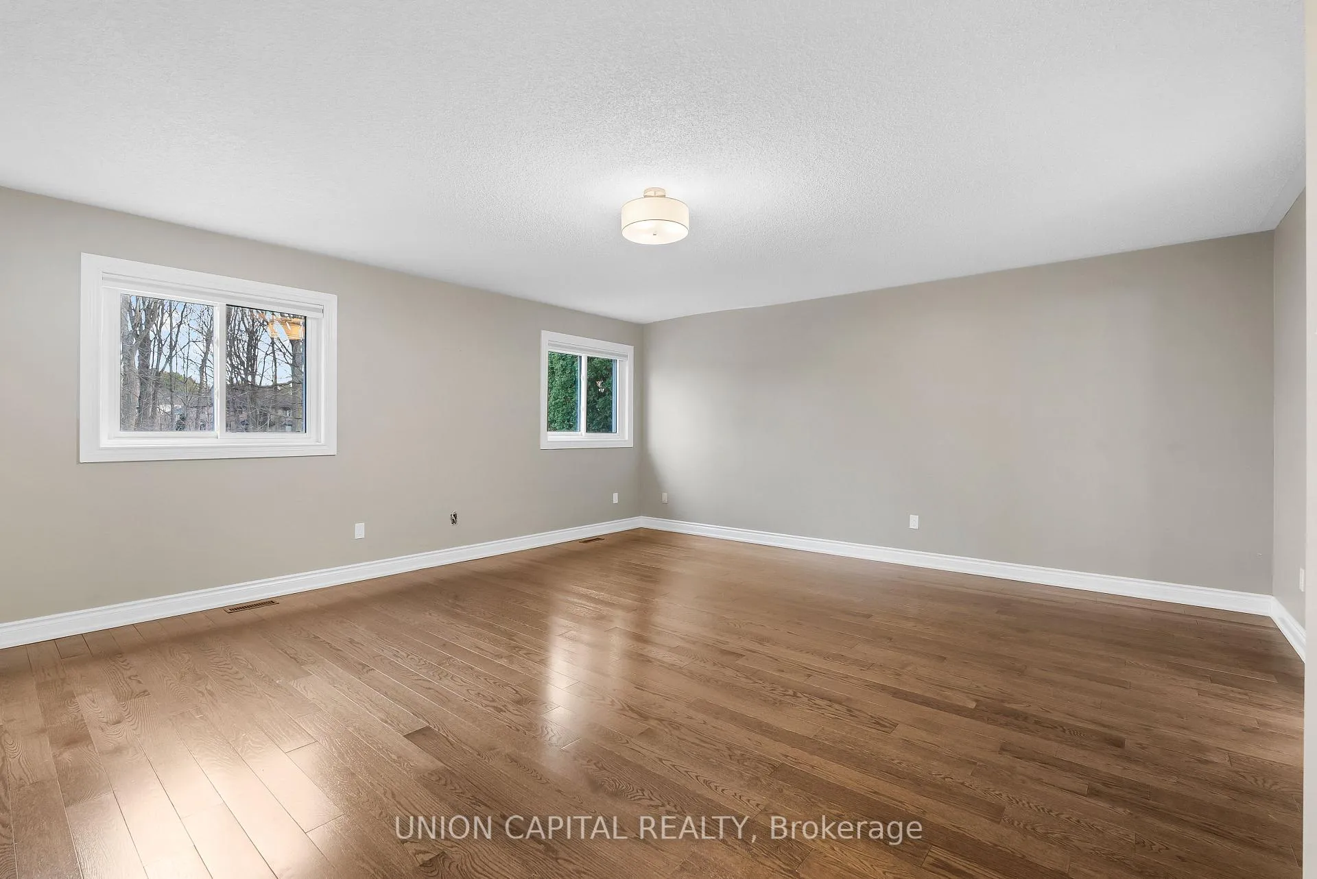 Photo 21 of 86 Charing Crescent, Aurora, Aurora Highlands — HOMEH