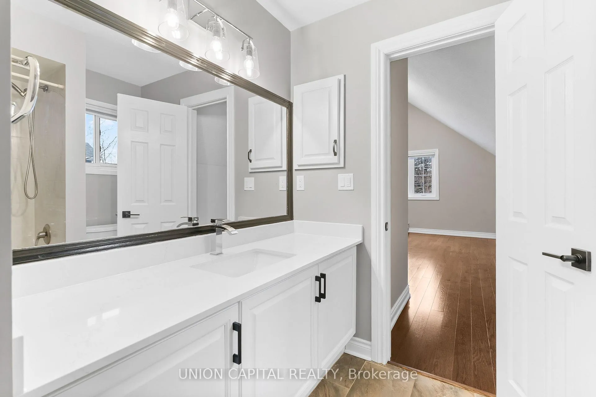 Photo 30 of 86 Charing Crescent, Aurora, Aurora Highlands — HOMEH