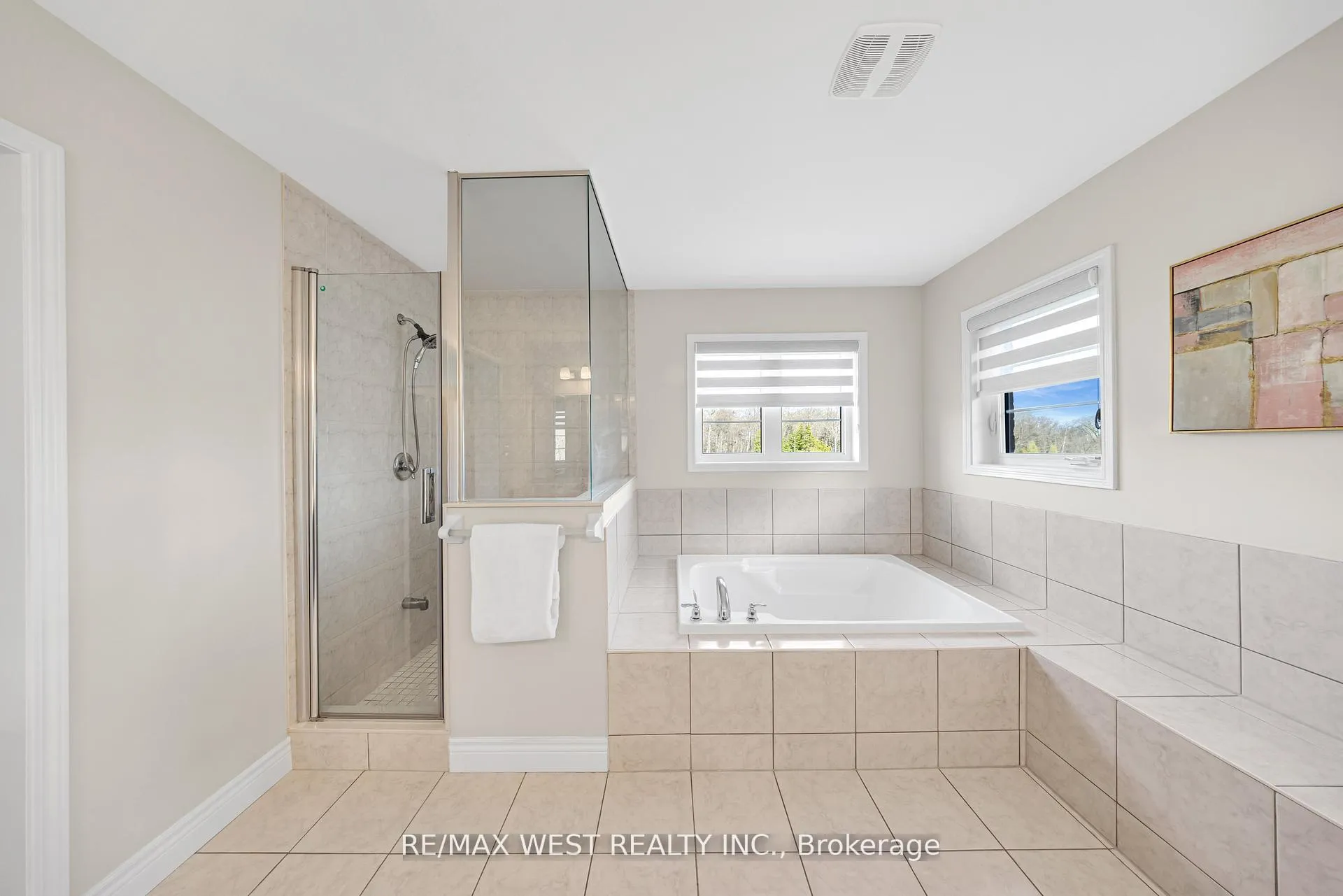 Photo 30 of 2485 Bandsman Crescent, Oshawa, Windfields — HOMEH