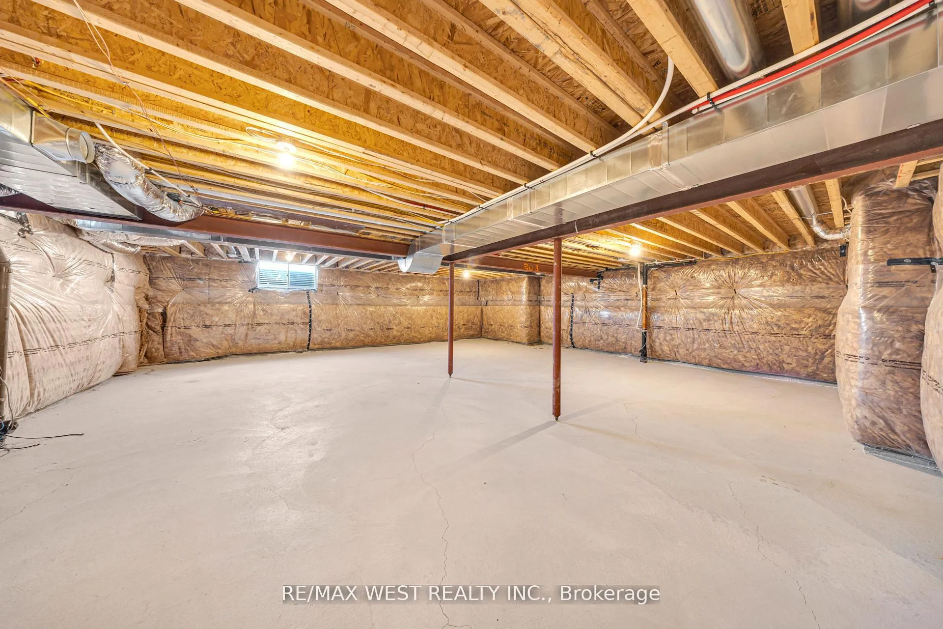 Photo 34 of 2485 Bandsman Crescent, Oshawa, Windfields — HOMEH