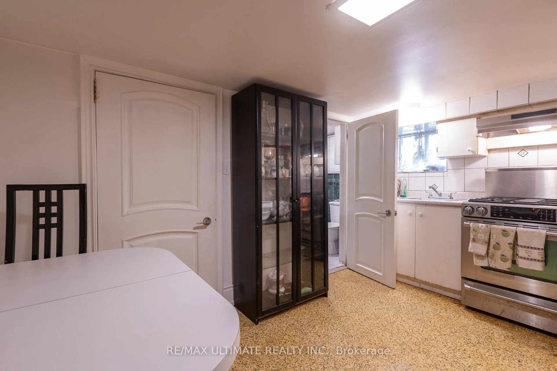 Photo 29 of 116 Ascot Avenue, Toronto, Corso Italia-Davenport — HOMEH