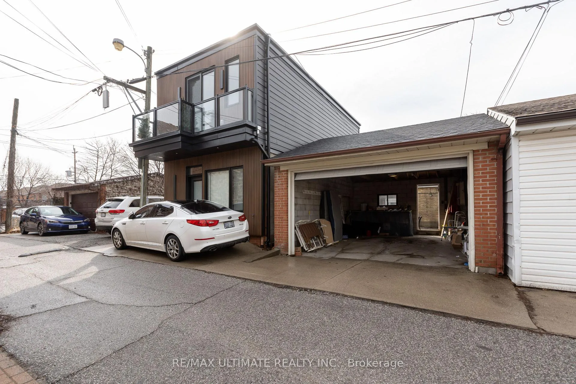 Photo 39 of 116 Ascot Avenue, Toronto, Corso Italia-Davenport — HOMEH