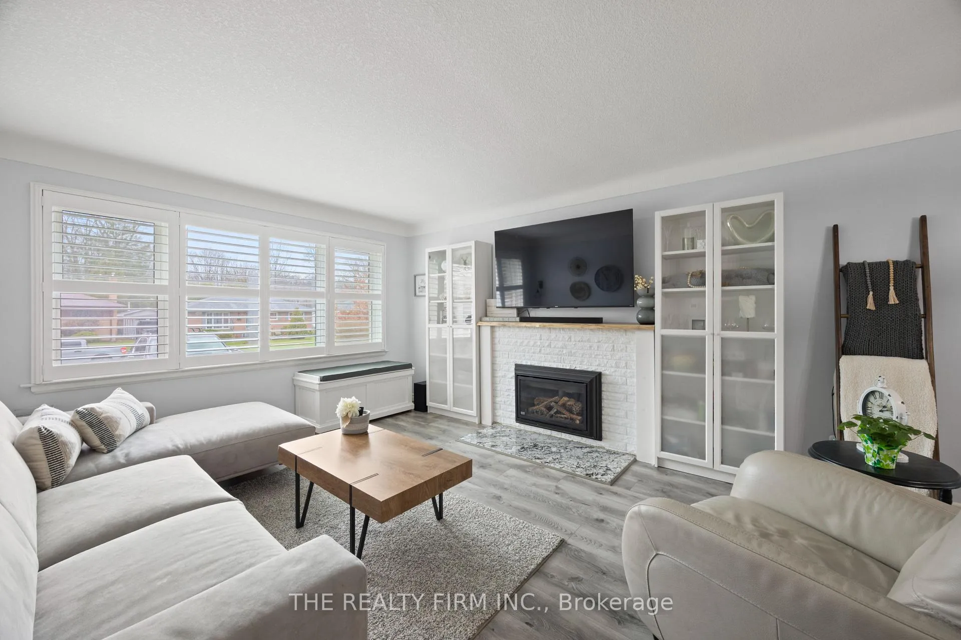 Photo 7 of 476 Blake Street, London, South K — HOMEH