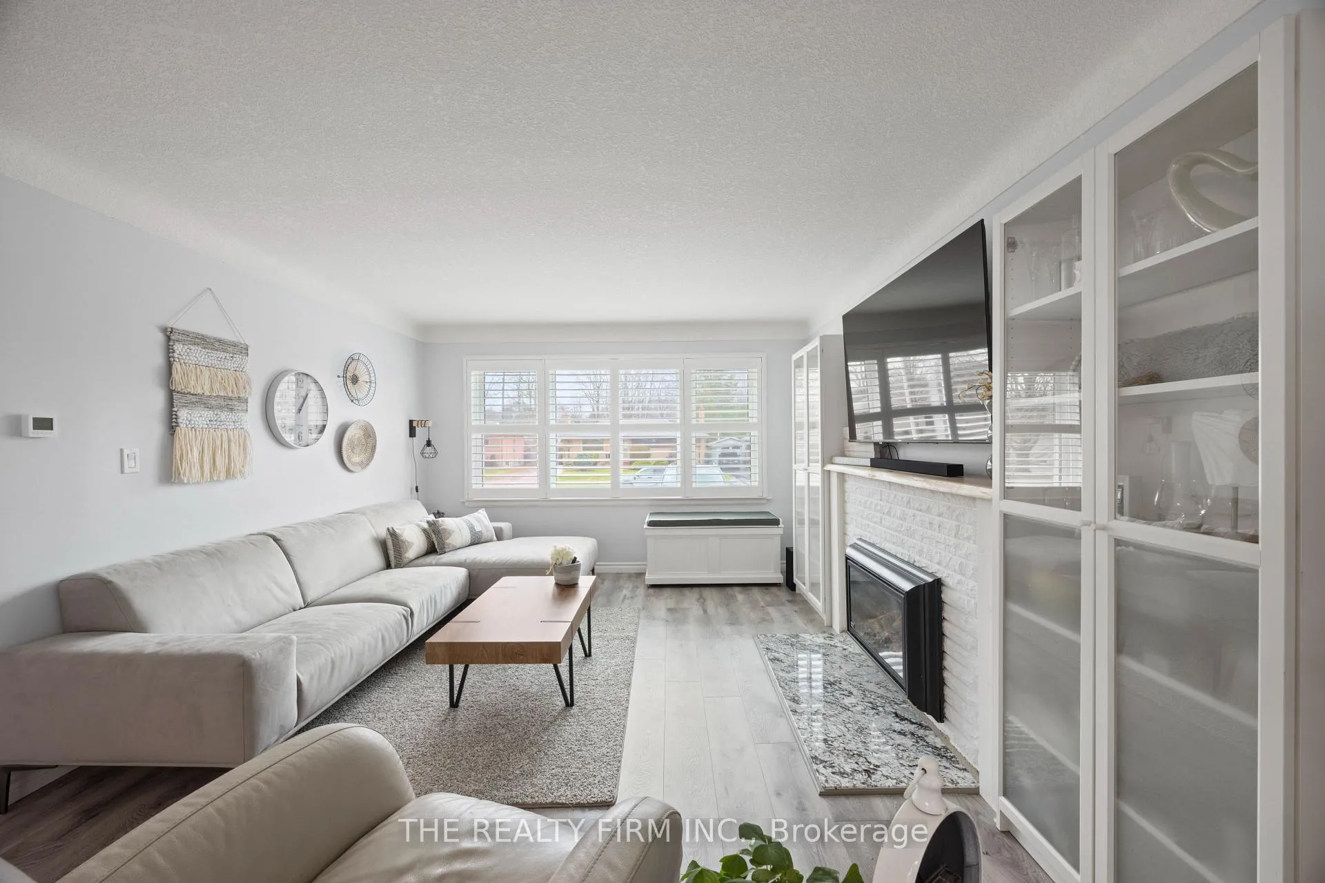 Photo 8 of 476 Blake Street, London, South K — HOMEH
