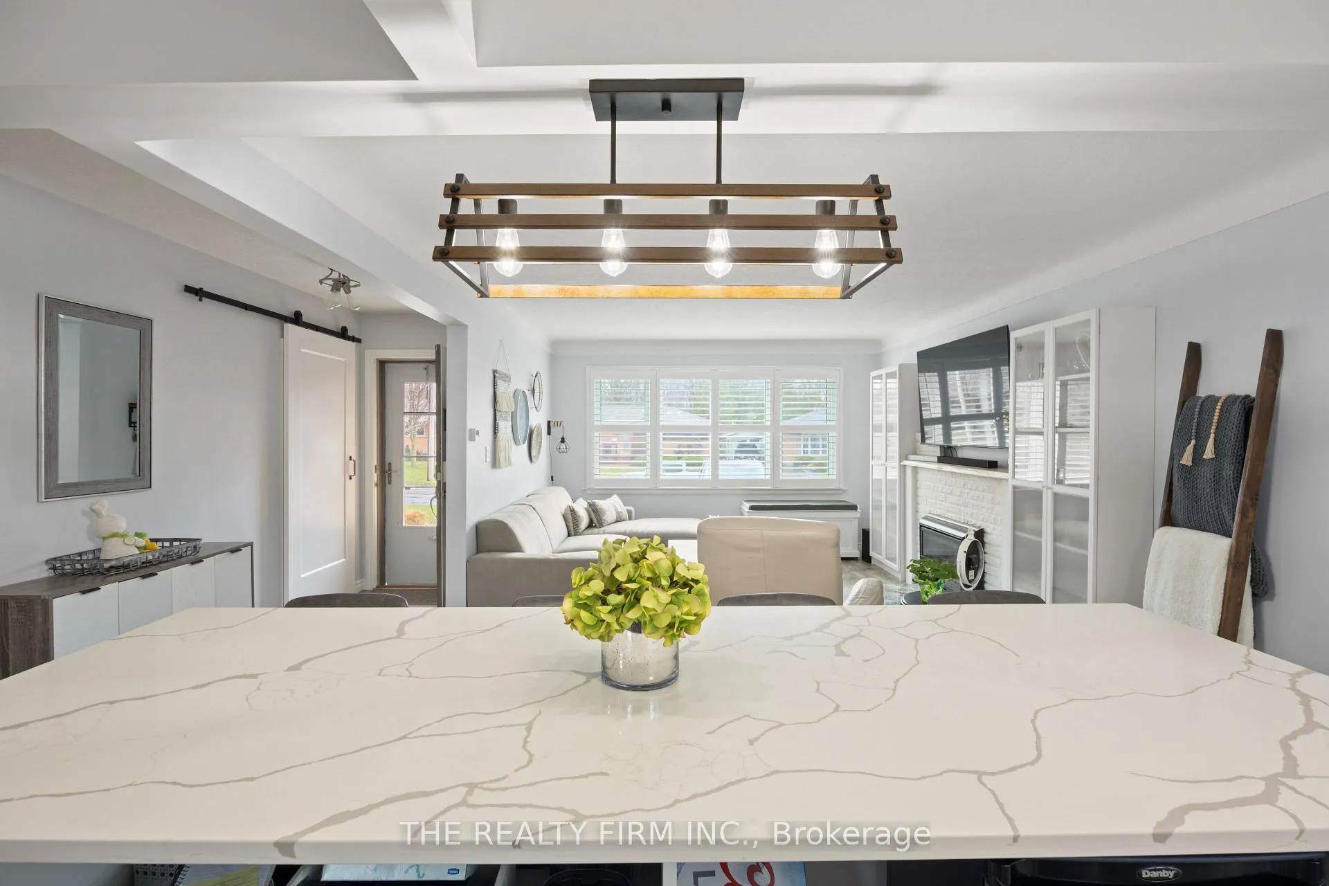 Photo 14 of 476 Blake Street, London, South K — HOMEH