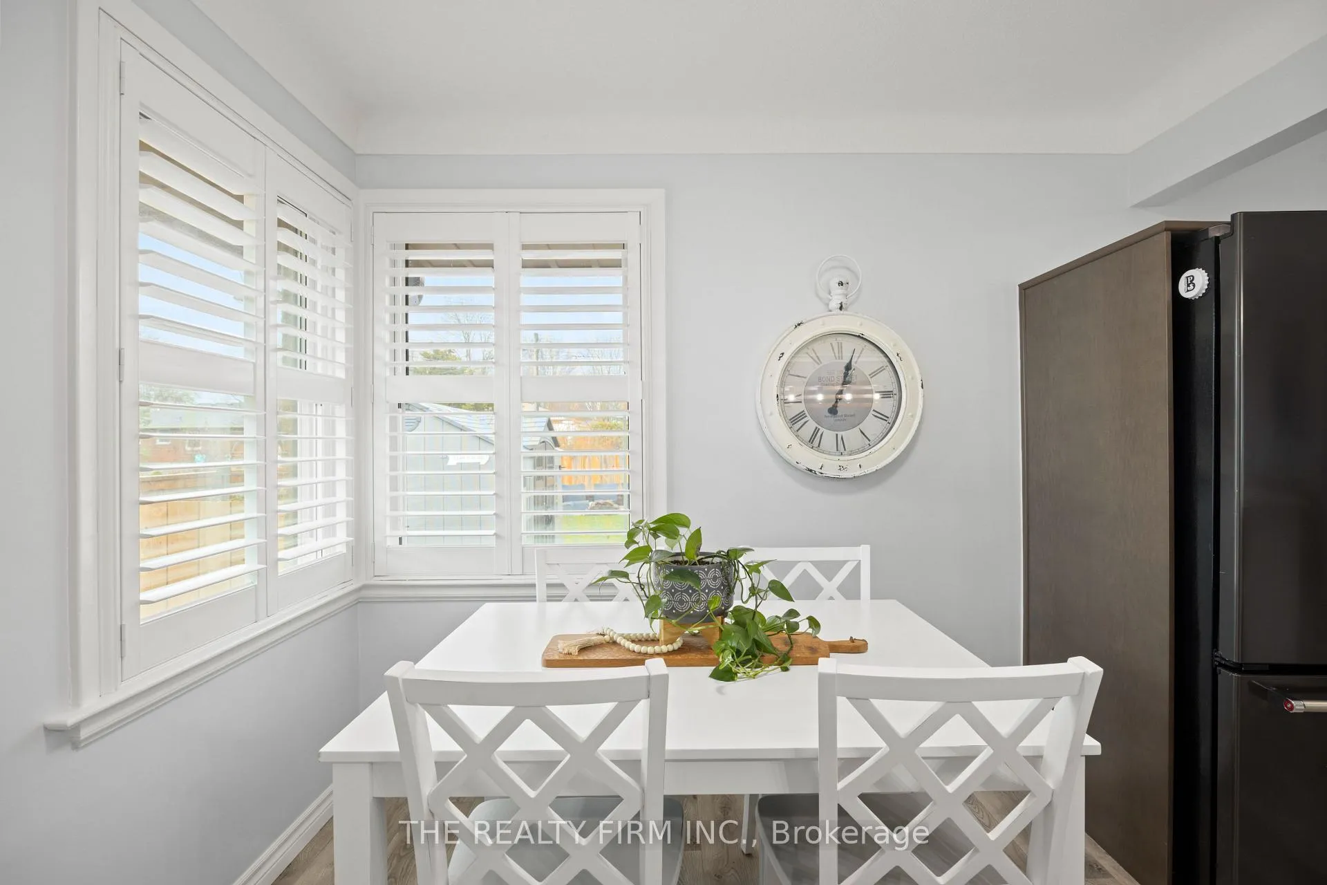 Photo 16 of 476 Blake Street, London, South K — HOMEH