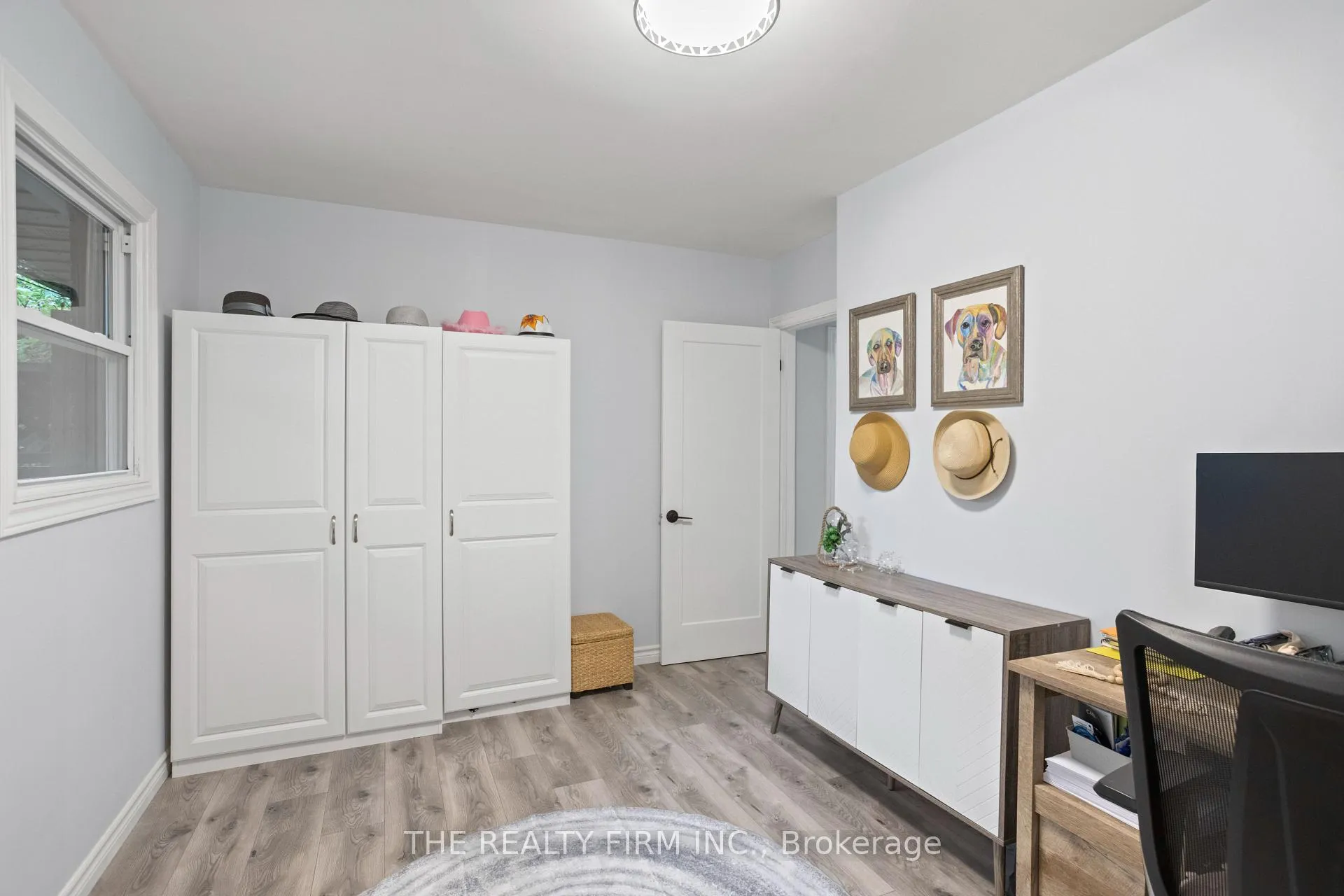 Photo 23 of 476 Blake Street, London, South K — HOMEH